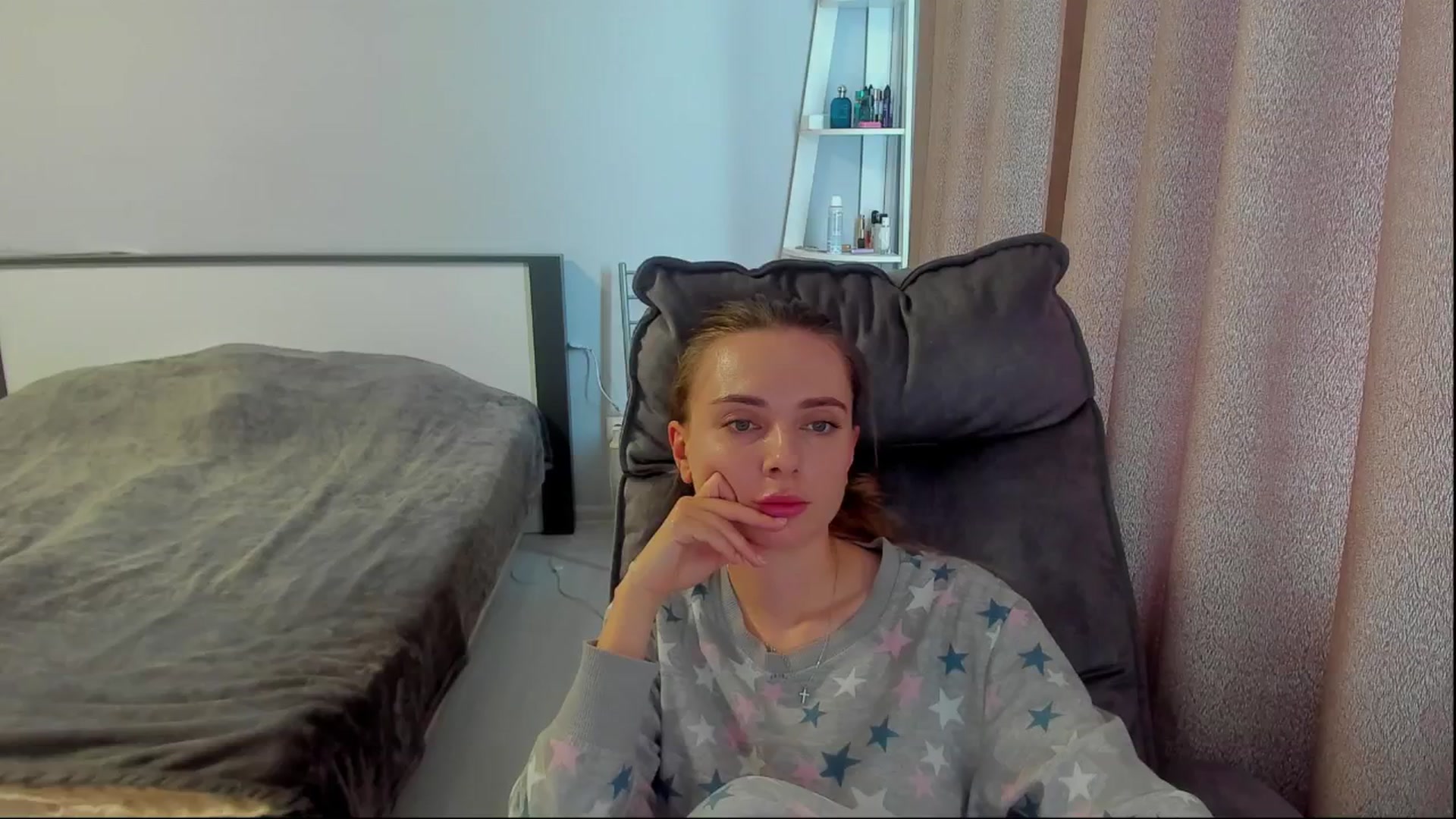 Gallery image thumbnail from Iam_Sasha's myfreecams stream on, 06/05/2025, 12:05 image 11 of 20