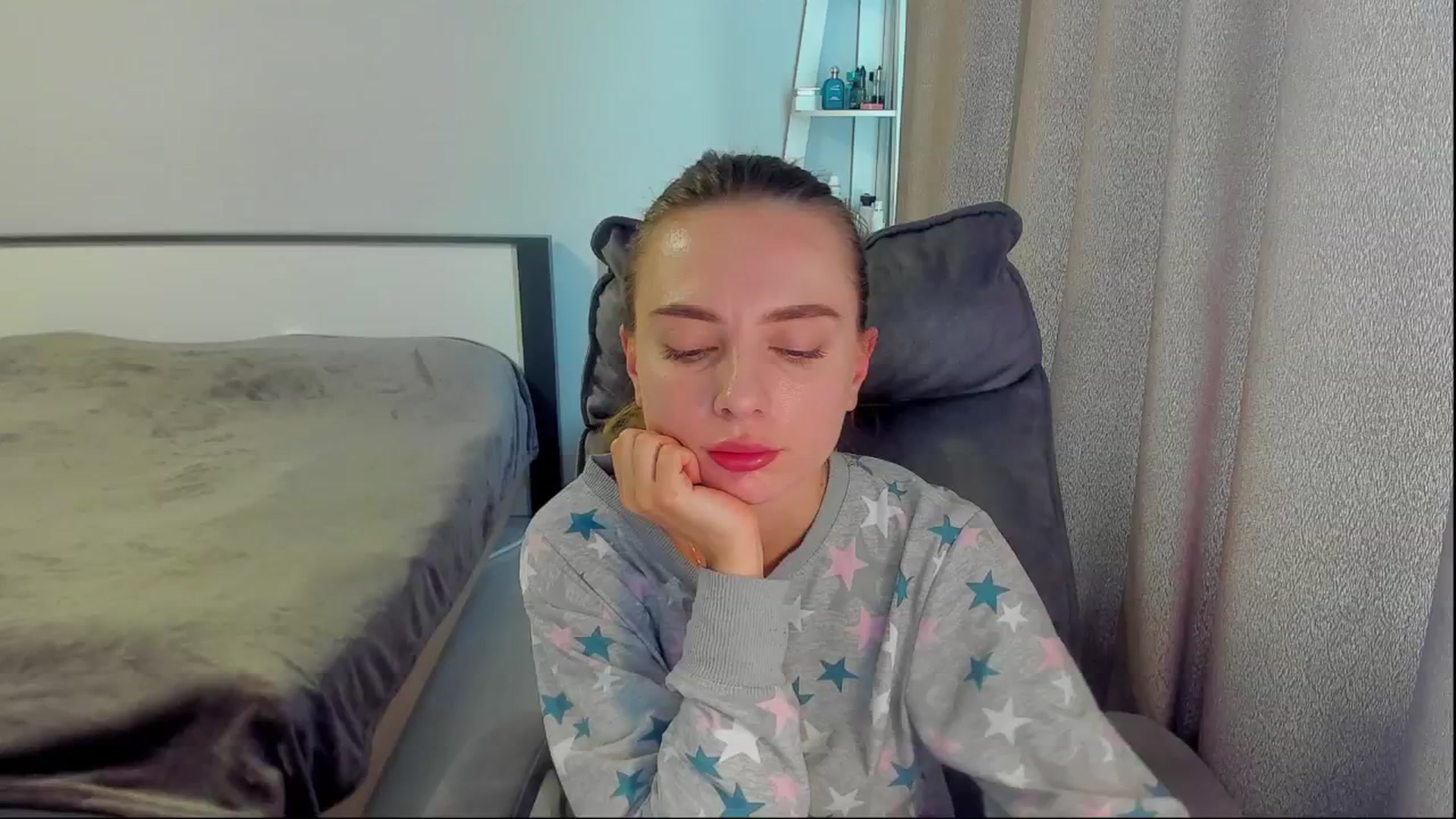 Gallery image thumbnail from Iam_Sasha's myfreecams stream on, 06/09/2025, 10:02 image 20 of 20