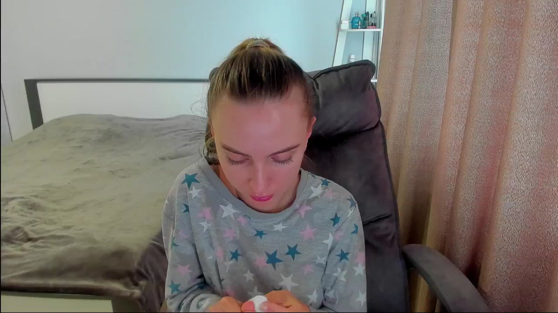 Gallery image thumbnail from Iam_Sasha's myfreecams stream on, 06/12/2025, 09:51 image 16 of 20
