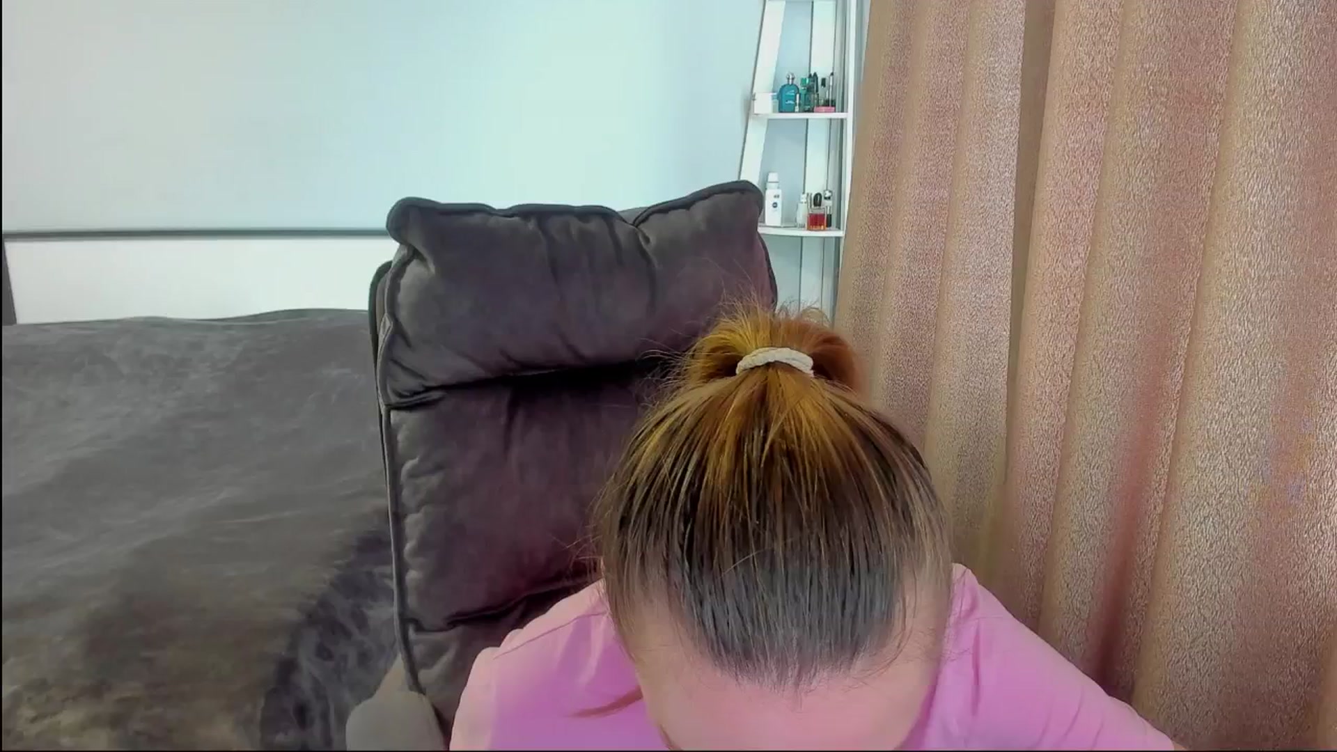 Gallery image thumbnail from Iam_Sasha's myfreecams stream on, 06/17/2025, 10:10 image 17 of 20