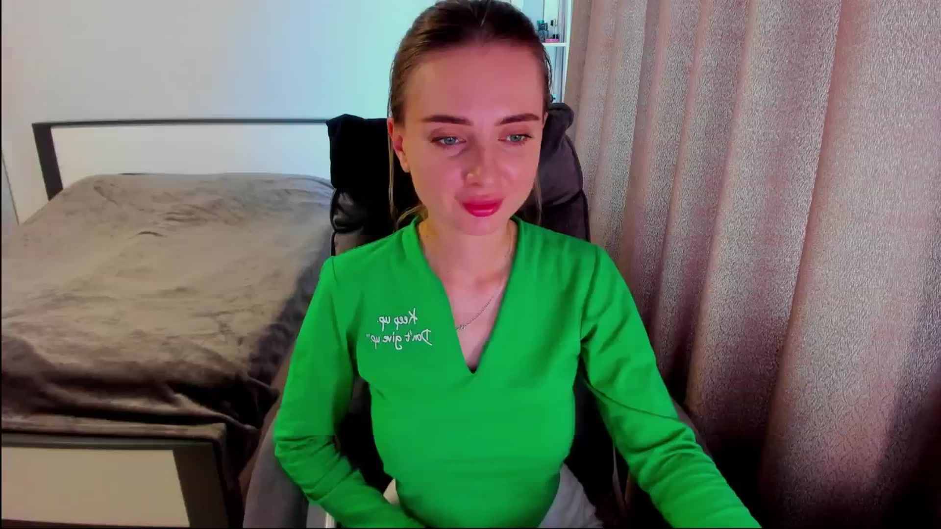 Gallery image thumbnail from Iam_Sasha's myfreecams stream on, 07/04/2025, 12:11 image 12 of 20