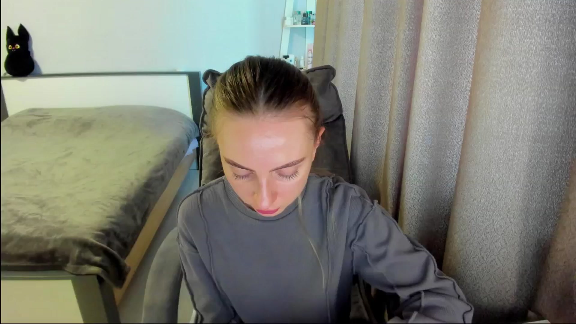 Gallery image thumbnail from Iam_Sasha's myfreecams stream on, 08/29/2025, 10:27 image 20 of 20