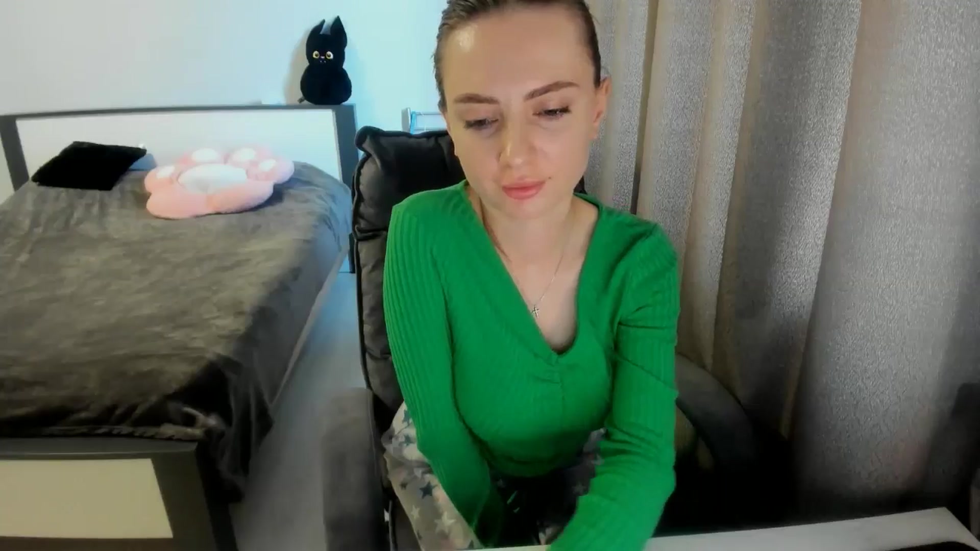 Gallery image thumbnail from Iam_Sasha's myfreecams stream on, 09/06/2025, 12:36 image 14 of 20