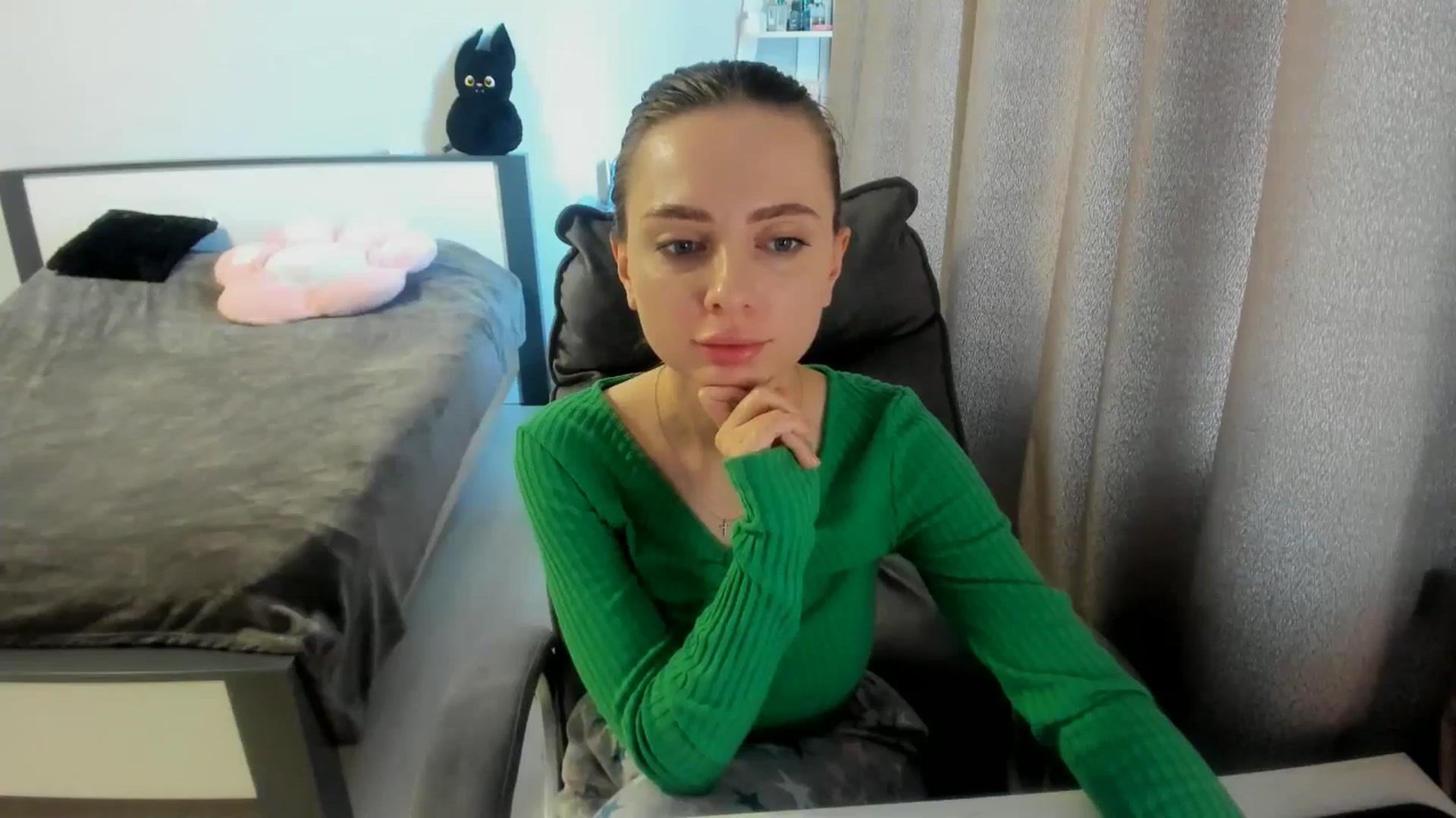 Gallery image thumbnail from Iam_Sasha's myfreecams stream on, 09/06/2025, 12:36 image 16 of 20