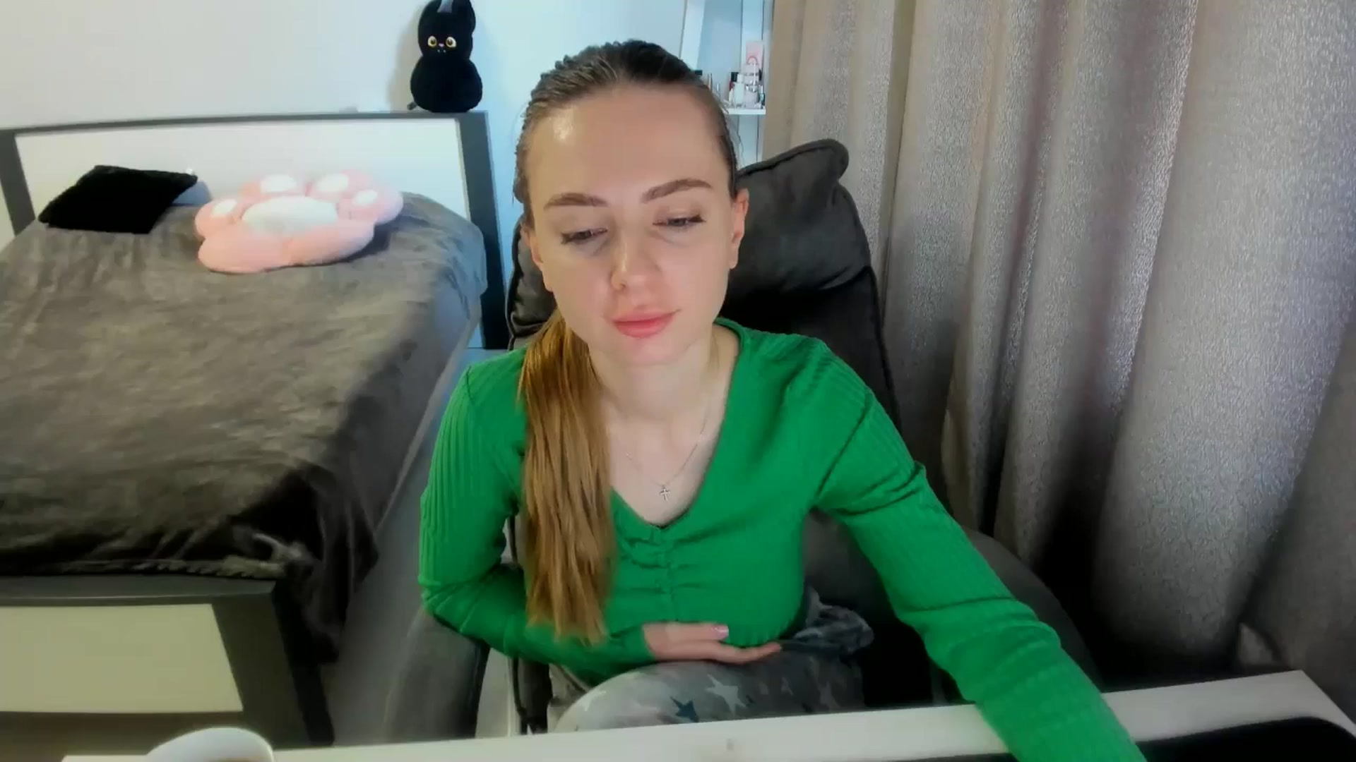 Gallery image thumbnail from Iam_Sasha's myfreecams stream on, 09/06/2025, 12:36 image 3 of 20