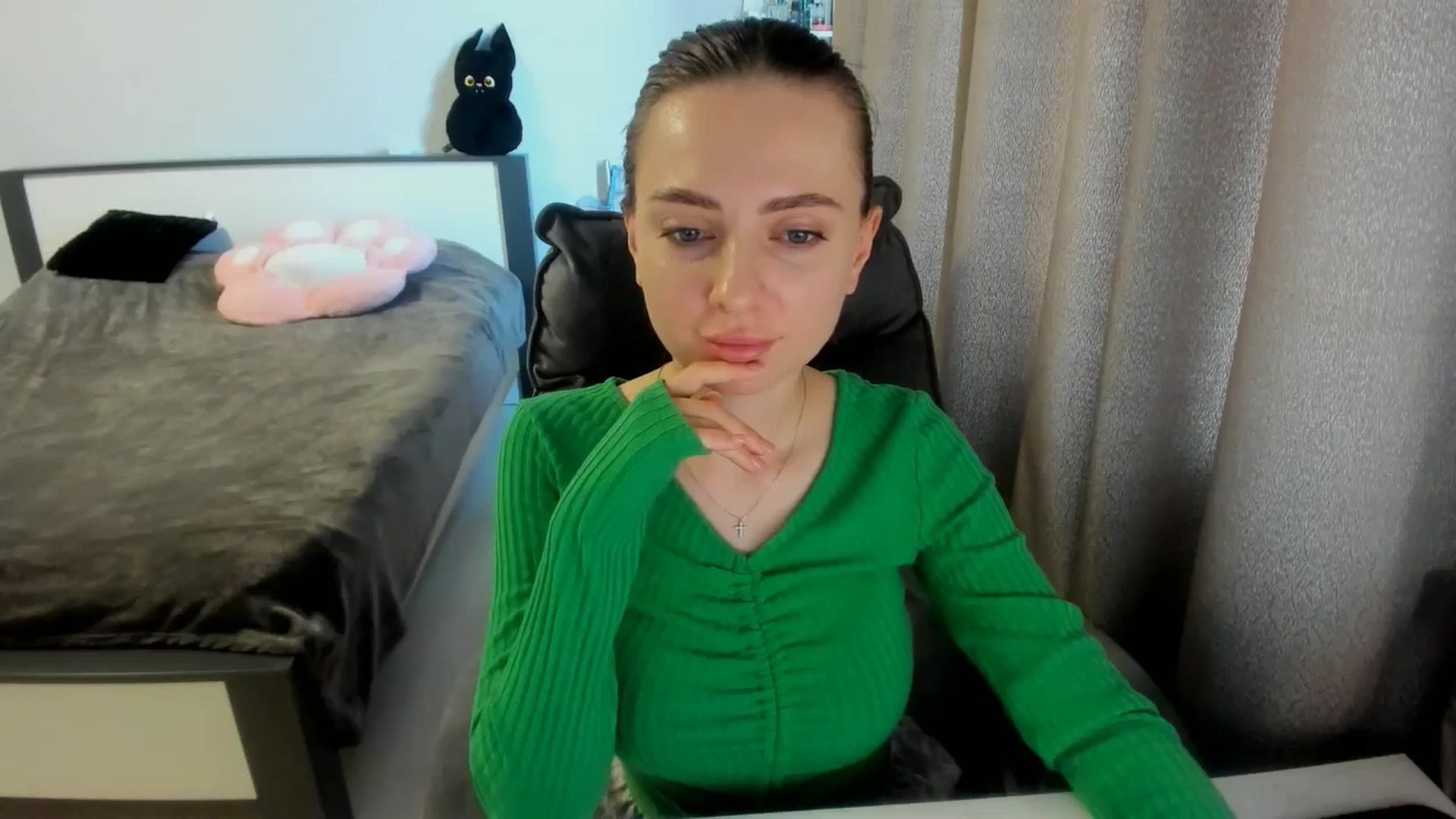 Gallery image thumbnail from Iam_Sasha's myfreecams stream on, 09/06/2025, 12:36 image 15 of 20