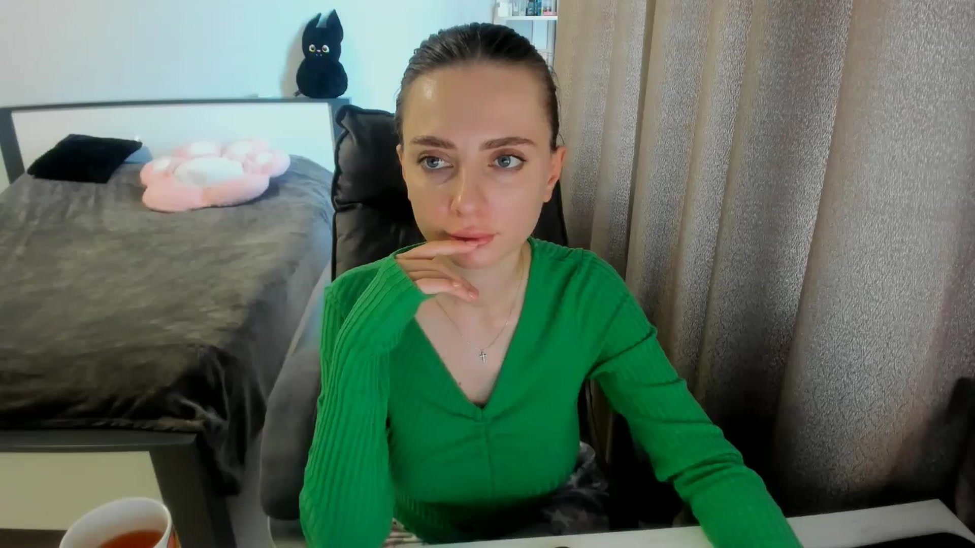 Gallery image thumbnail from Iam_Sasha's myfreecams stream on, 09/06/2025, 13:35 image 8 of 20