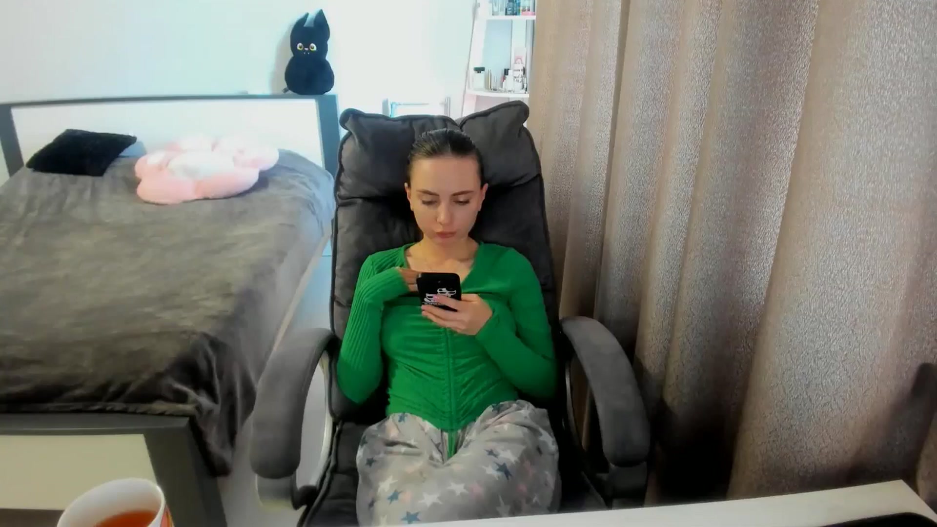 Gallery image thumbnail from Iam_Sasha's myfreecams stream on, 09/06/2025, 13:35 image 10 of 20