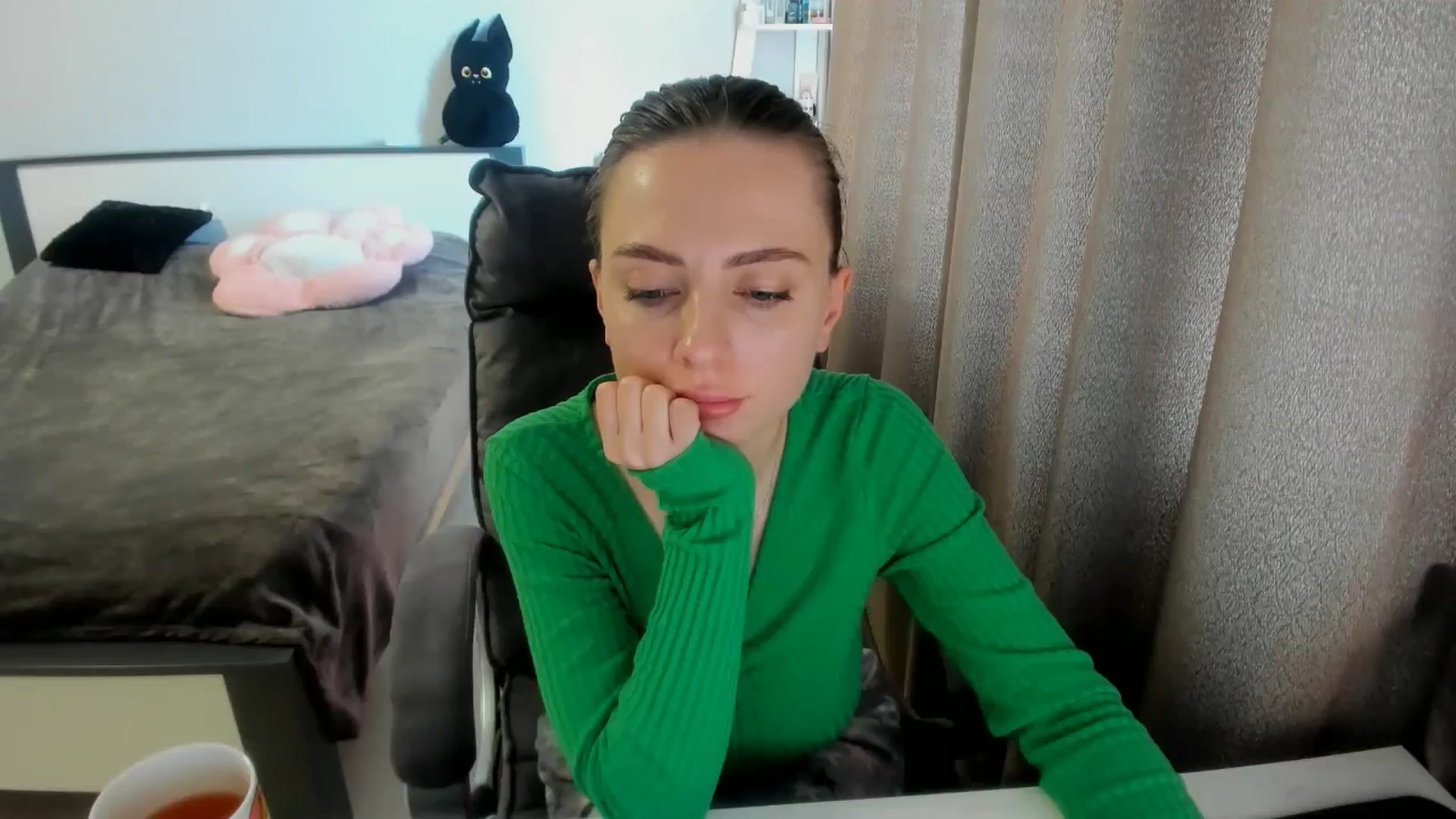 Gallery image thumbnail from Iam_Sasha's myfreecams stream on, 09/06/2025, 13:35 image 12 of 20