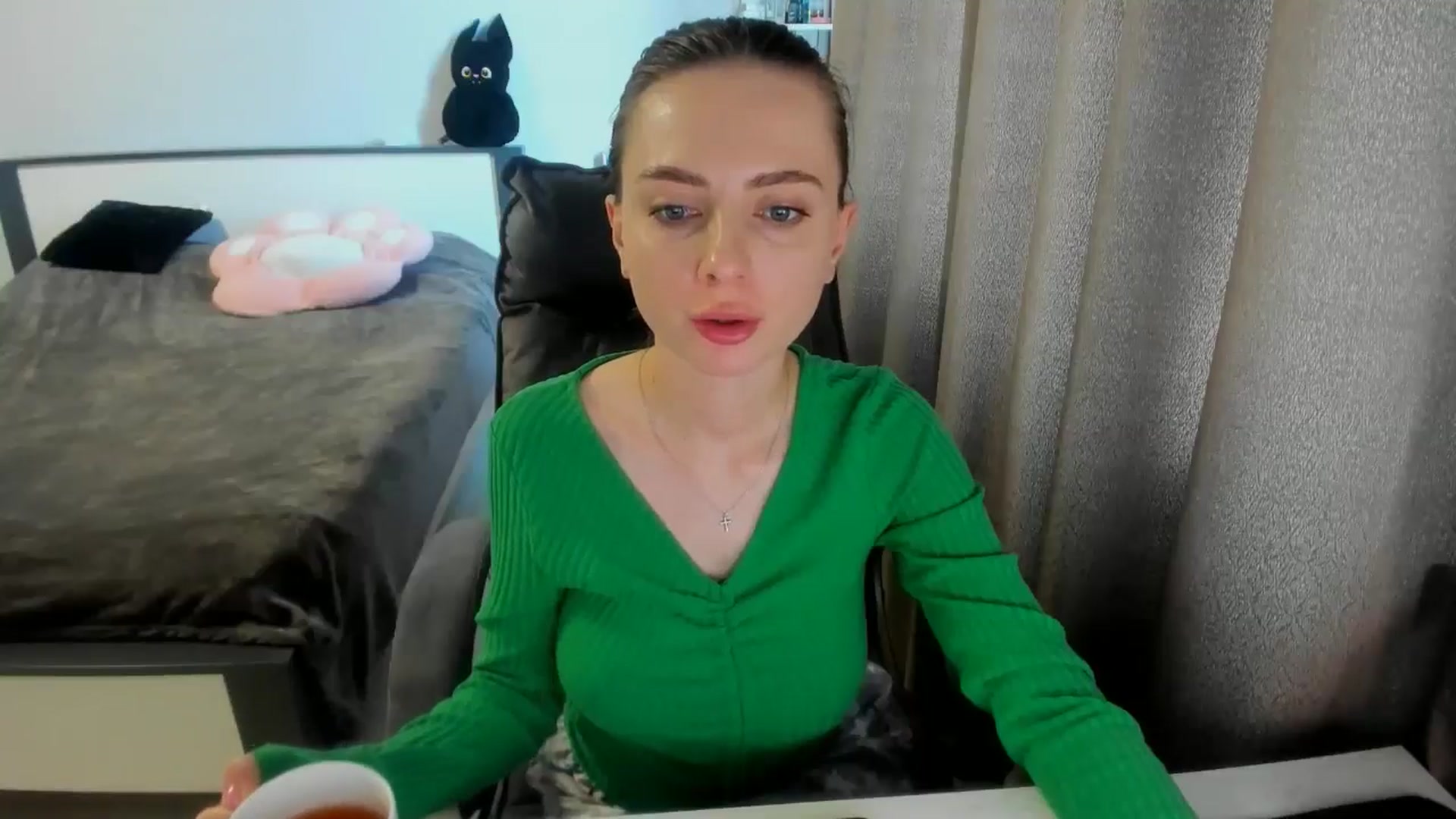 Gallery image thumbnail from Iam_Sasha's myfreecams stream on, 09/06/2025, 13:35 image 3 of 20