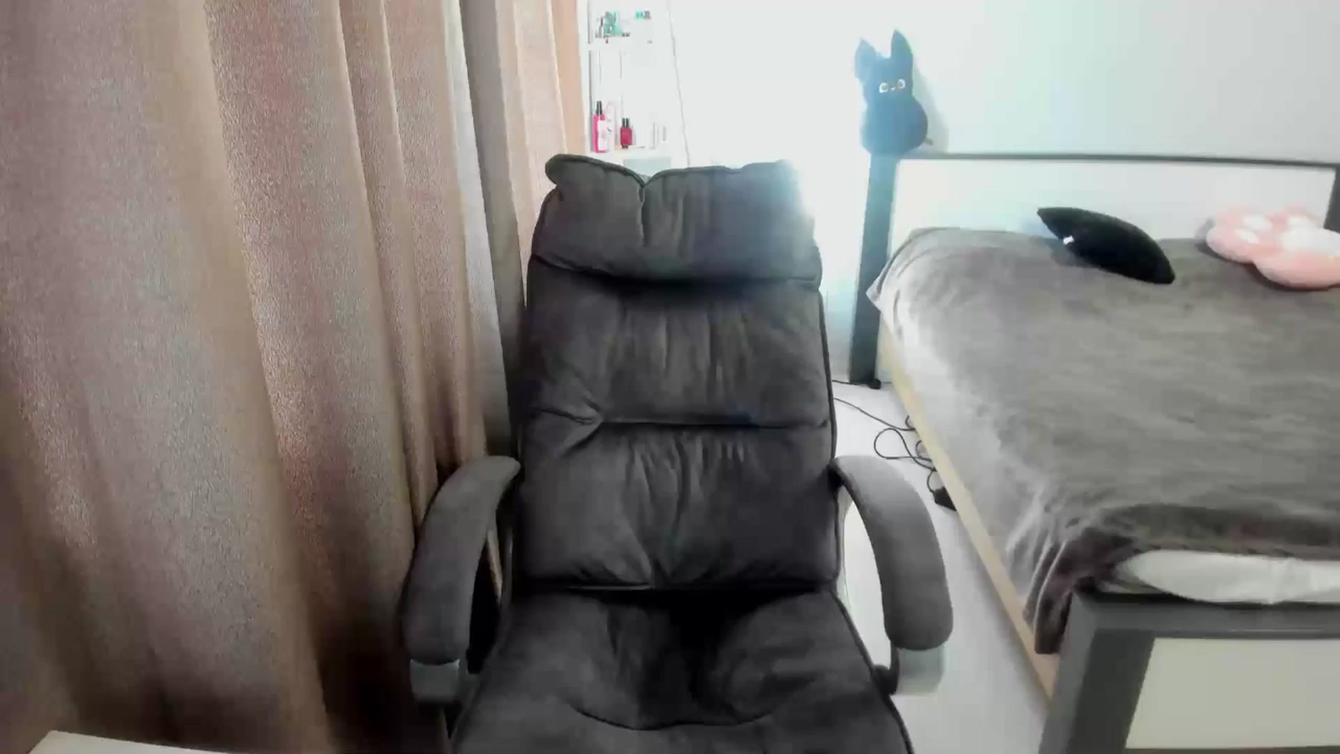 Gallery image thumbnail from Iam_Sasha's myfreecams stream on, 09/20/2025, 16:05 image 6 of 20