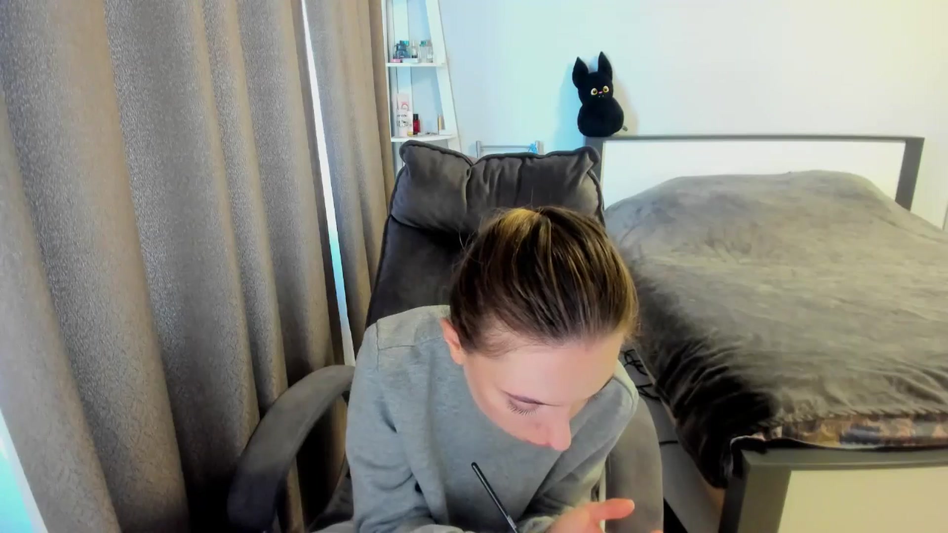 Gallery image thumbnail from Iam_Sasha's myfreecams stream on, 09/22/2025, 10:47 image 14 of 20