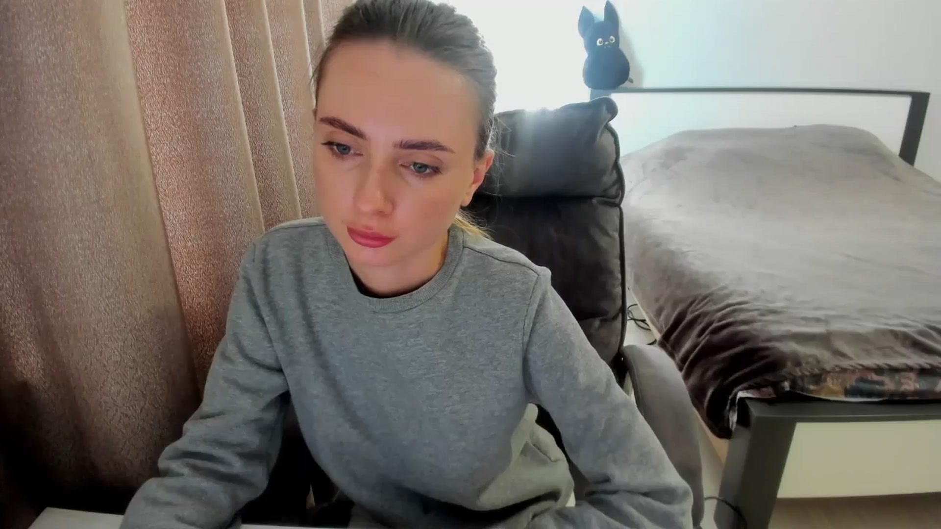 Gallery image thumbnail from Iam_Sasha's myfreecams stream on, 09/22/2025, 14:25 image 17 of 20