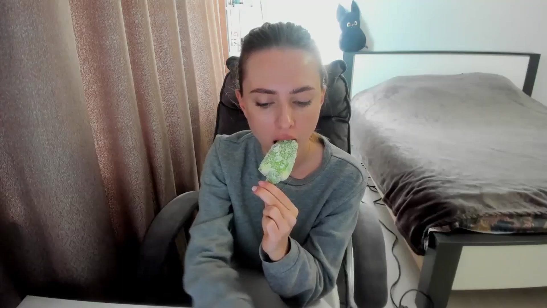Gallery image thumbnail from Iam_Sasha's myfreecams stream on, 09/22/2025, 14:25 image 19 of 20