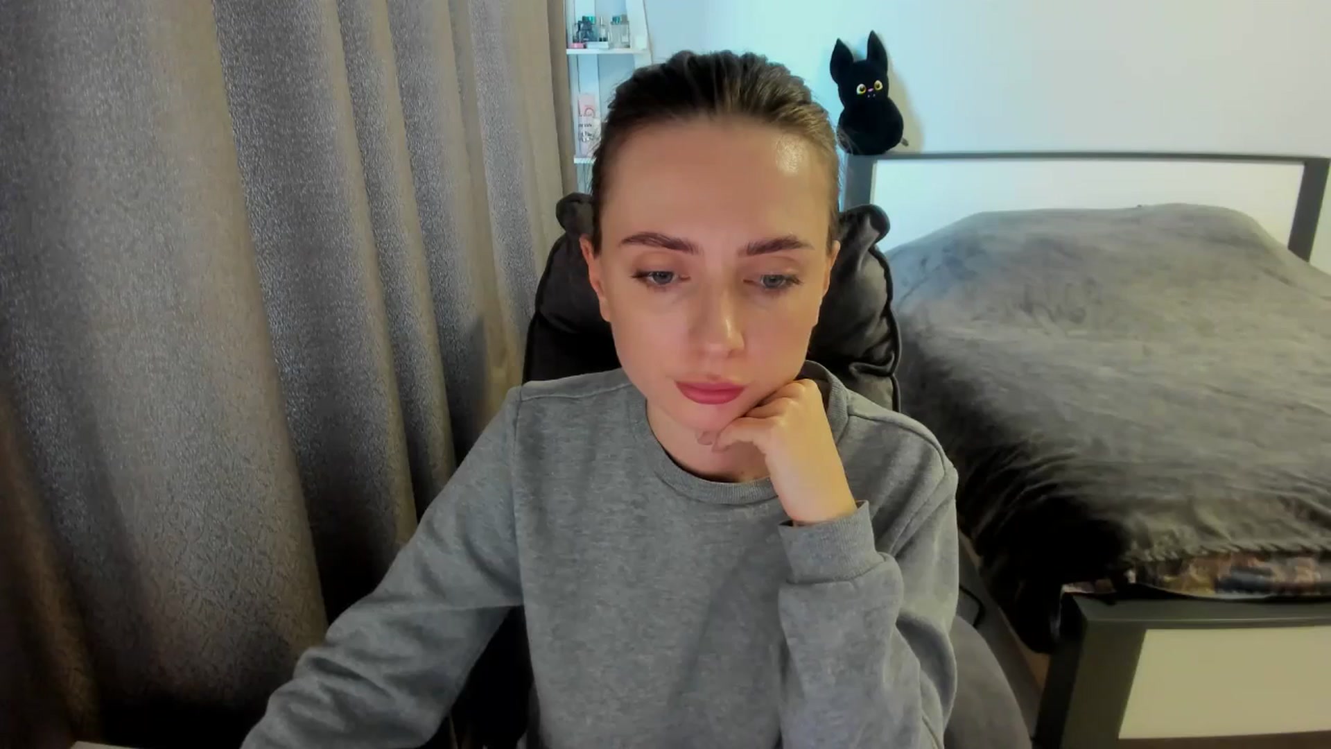 Gallery image thumbnail from Iam_Sasha's myfreecams stream on, 09/22/2025, 14:25 image 5 of 20