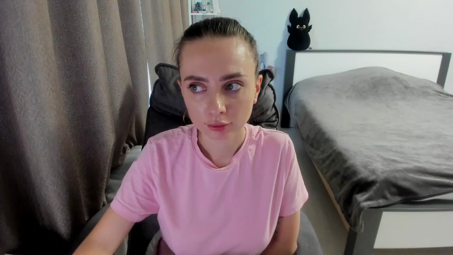 Gallery image thumbnail from Iam_Sasha's myfreecams stream on, 10/04/2025, 14:23 image 12 of 20