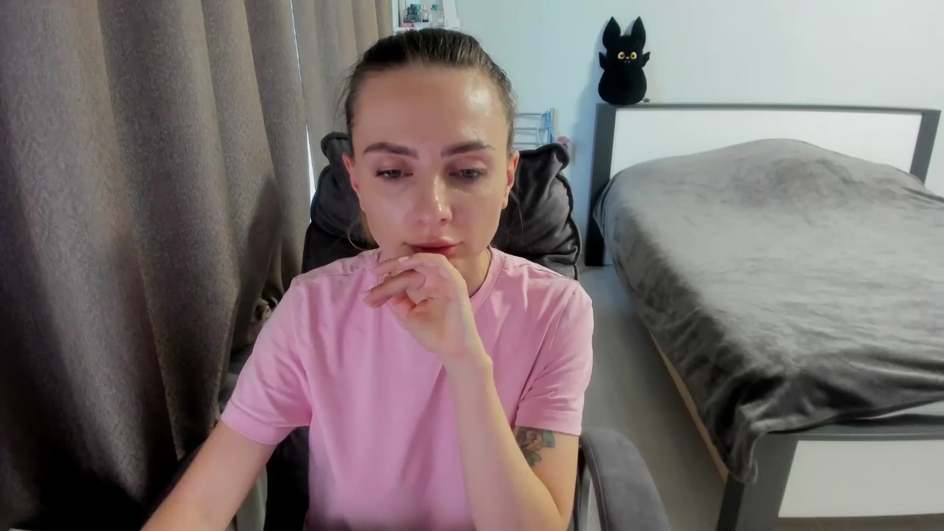 Gallery image thumbnail from Iam_Sasha's myfreecams stream on, 10/04/2025, 14:23 image 10 of 20