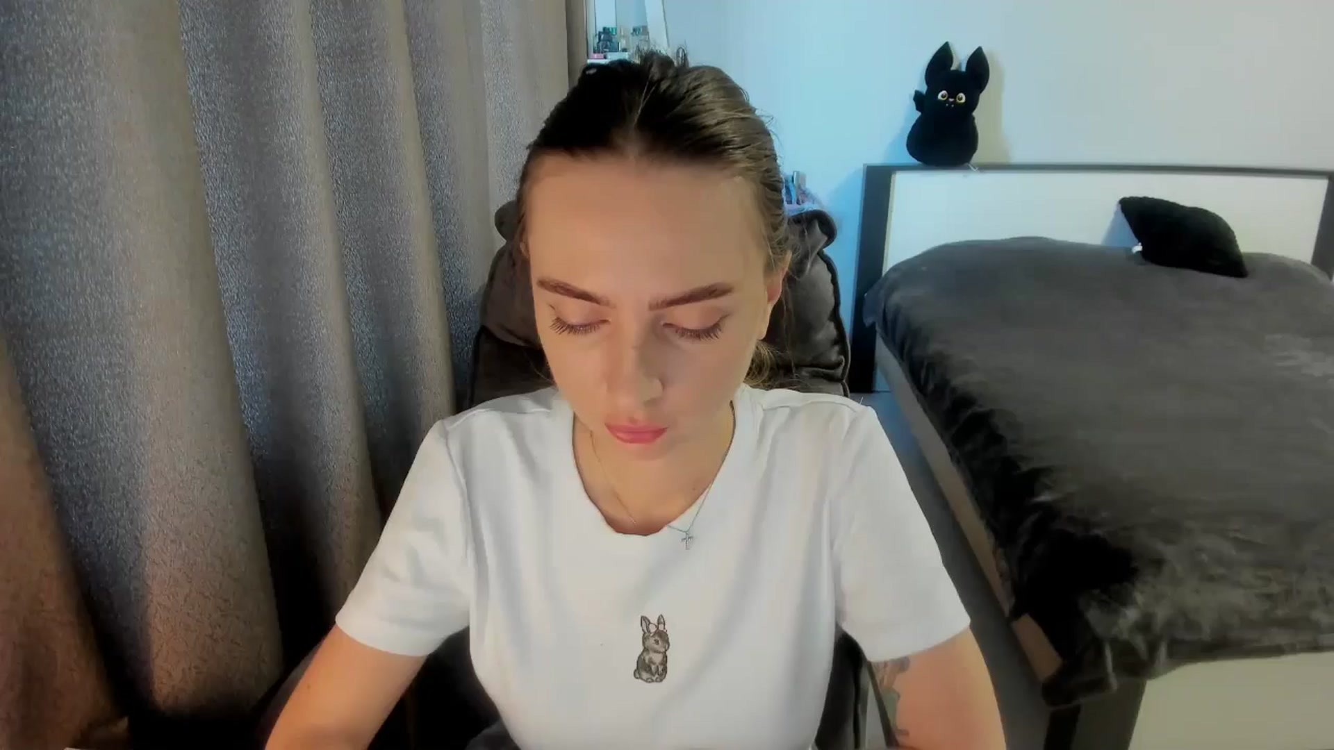 Gallery image thumbnail from Iam_Sasha's myfreecams stream on, 10/12/2025, 11:06 image 1 of 20