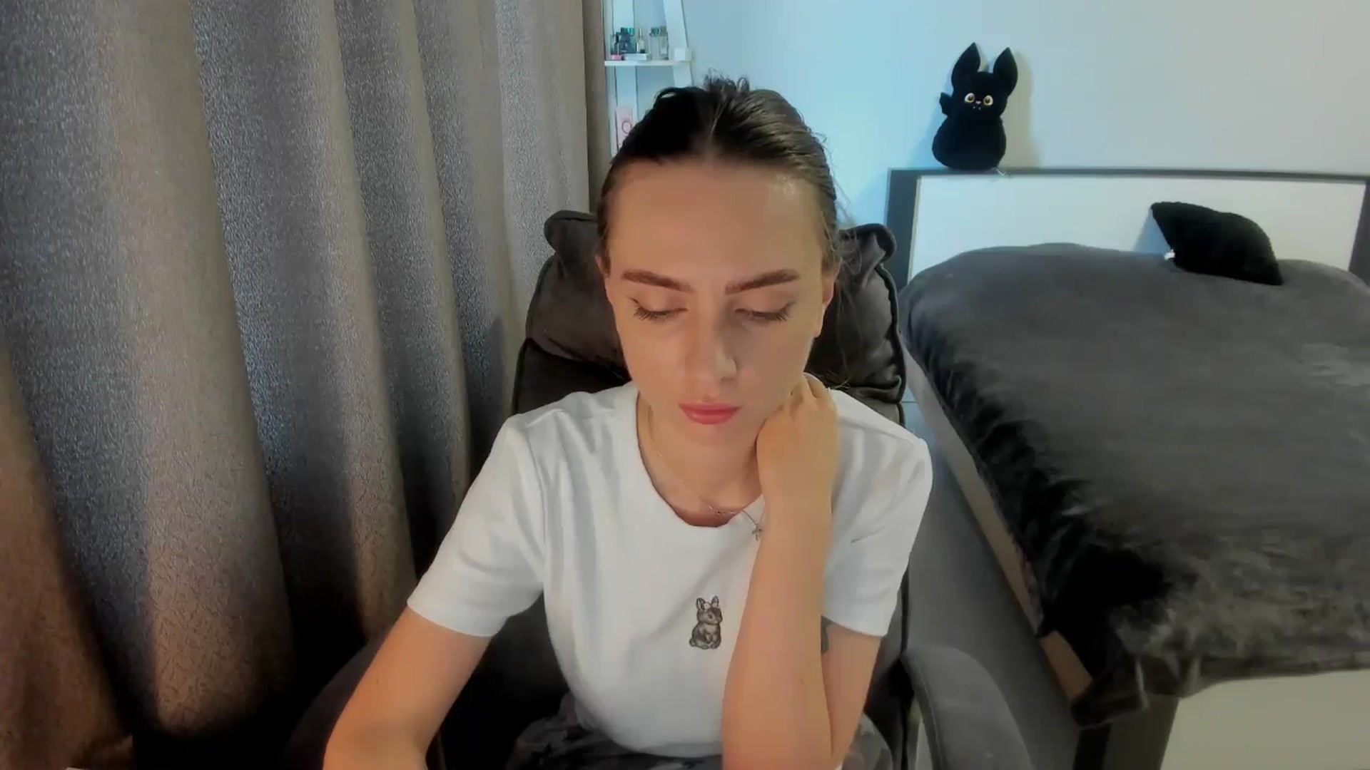 Gallery image thumbnail from Iam_Sasha's myfreecams stream on, 10/12/2025, 11:06 image 3 of 20