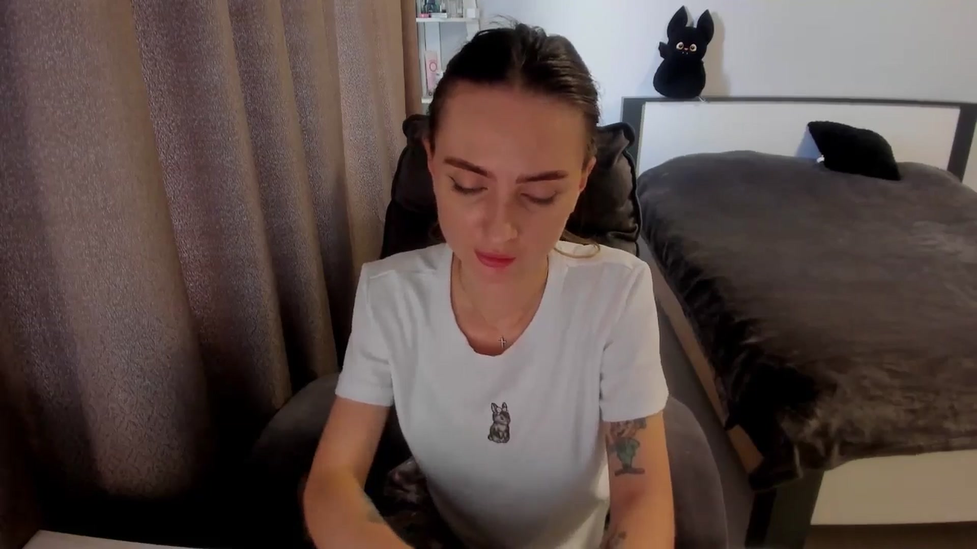 Gallery image thumbnail from Iam_Sasha's myfreecams stream on, 10/12/2025, 13:33 image 11 of 20