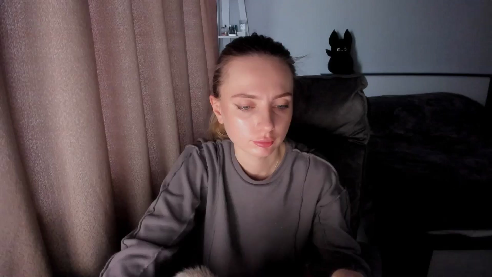 Gallery image thumbnail from Iam_Sasha's myfreecams stream on, 11/09/2025, 12:35 image 20 of 20