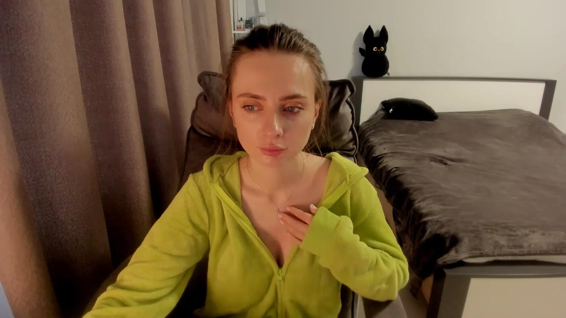 Gallery image thumbnail from Iam_Sasha's myfreecams stream on, 11/13/2025, 12:11 image 12 of 20