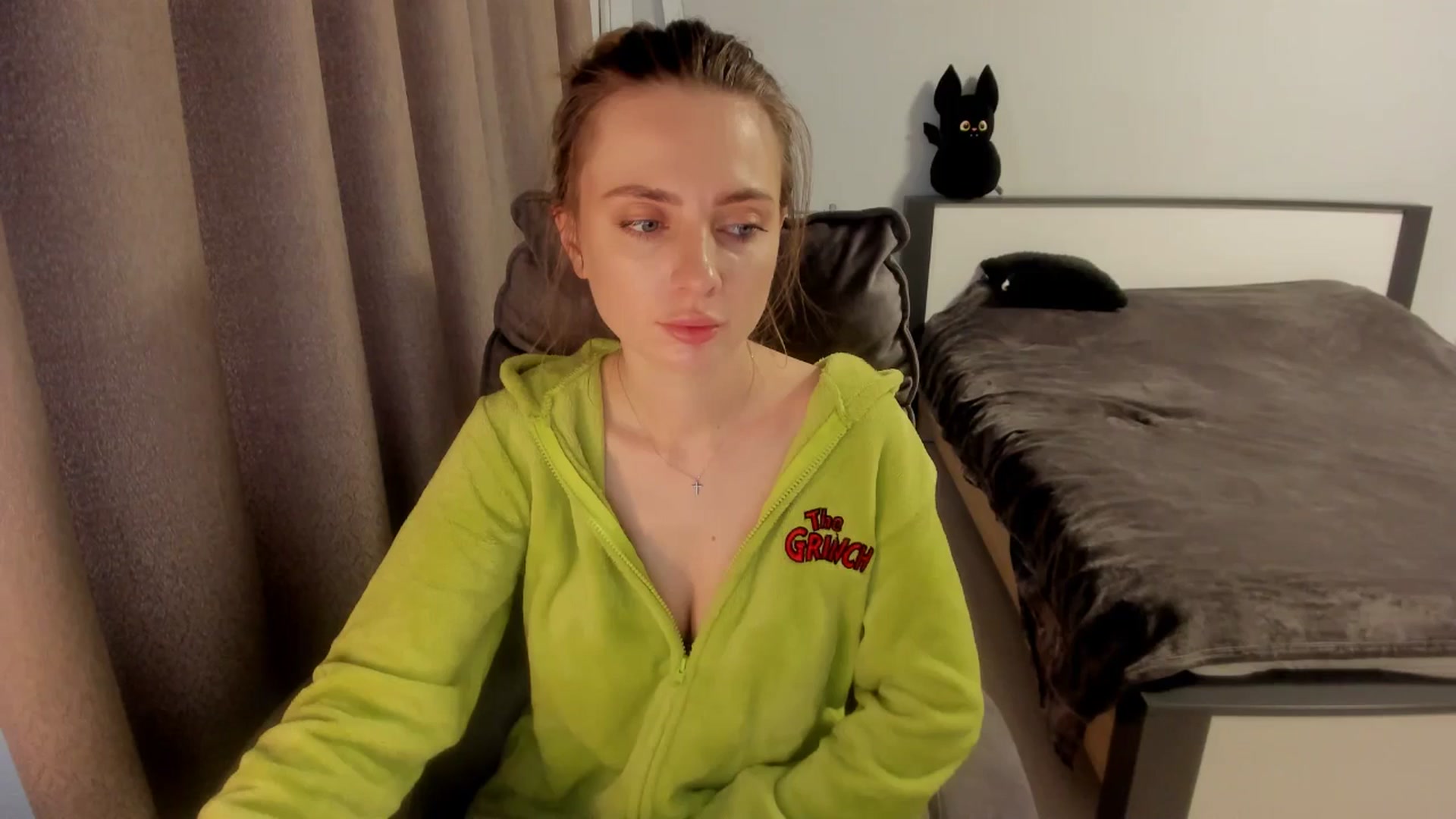Gallery image thumbnail from Iam_Sasha's myfreecams stream on, 11/13/2025, 12:11 image 14 of 20