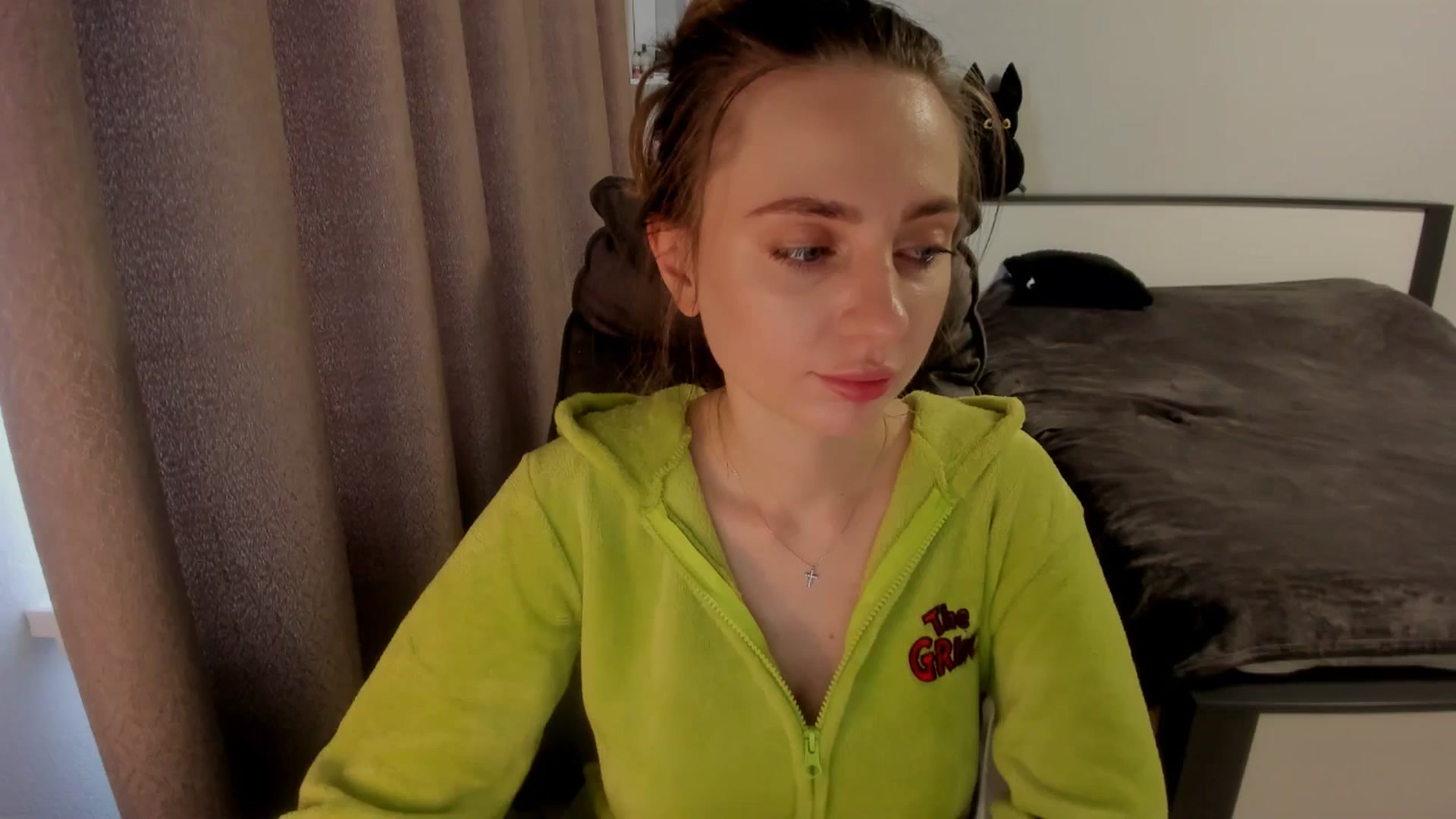 Gallery image thumbnail from Iam_Sasha's myfreecams stream on, 11/13/2025, 12:11 image 3 of 20