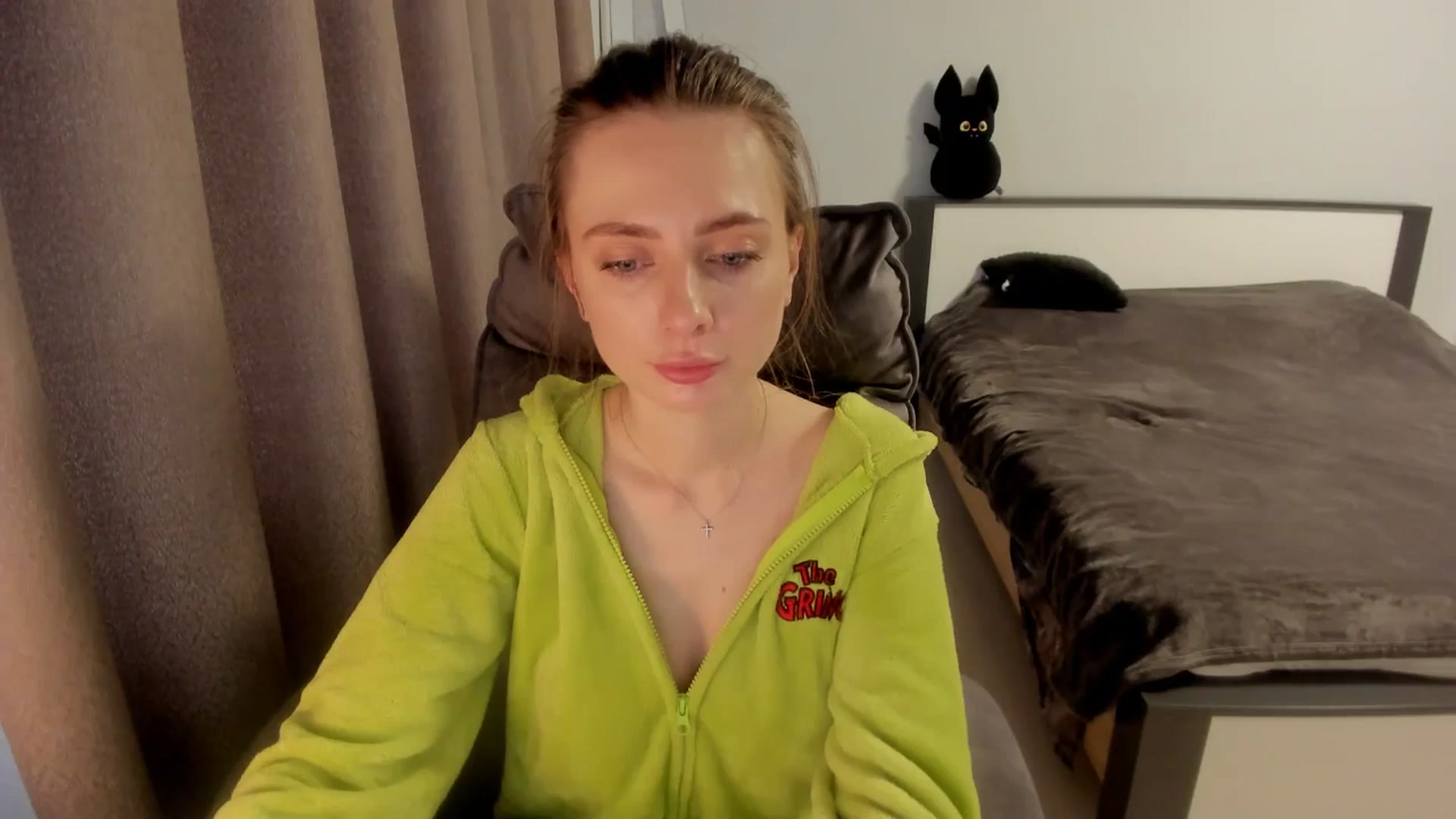 Gallery image thumbnail from Iam_Sasha's myfreecams stream on, 11/13/2025, 12:11 image 10 of 20