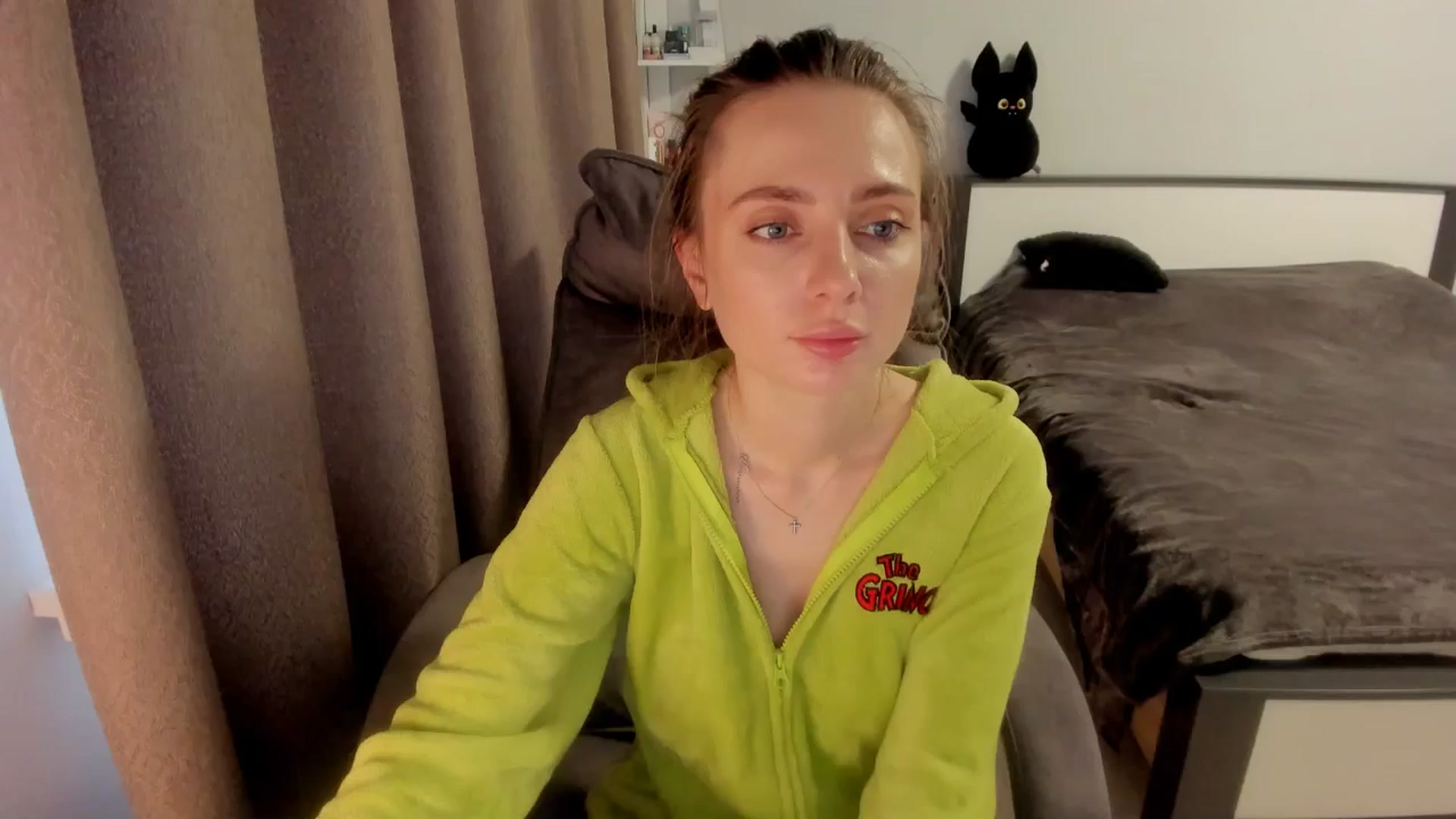 Gallery image thumbnail from Iam_Sasha's myfreecams stream on, 11/13/2025, 13:00 image 14 of 20