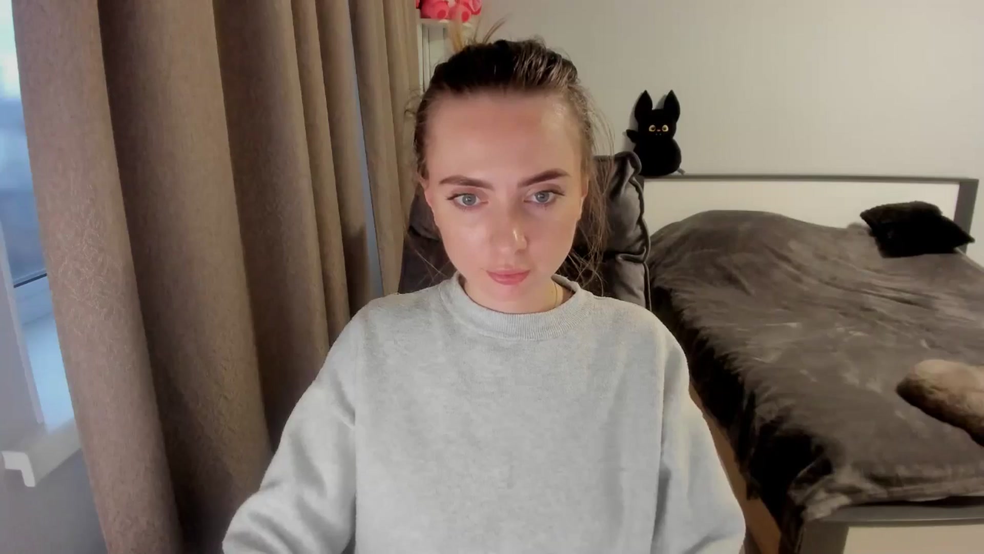 Gallery image thumbnail from Iam_Sasha's myfreecams stream on, 11/15/2025, 13:23 image 17 of 20