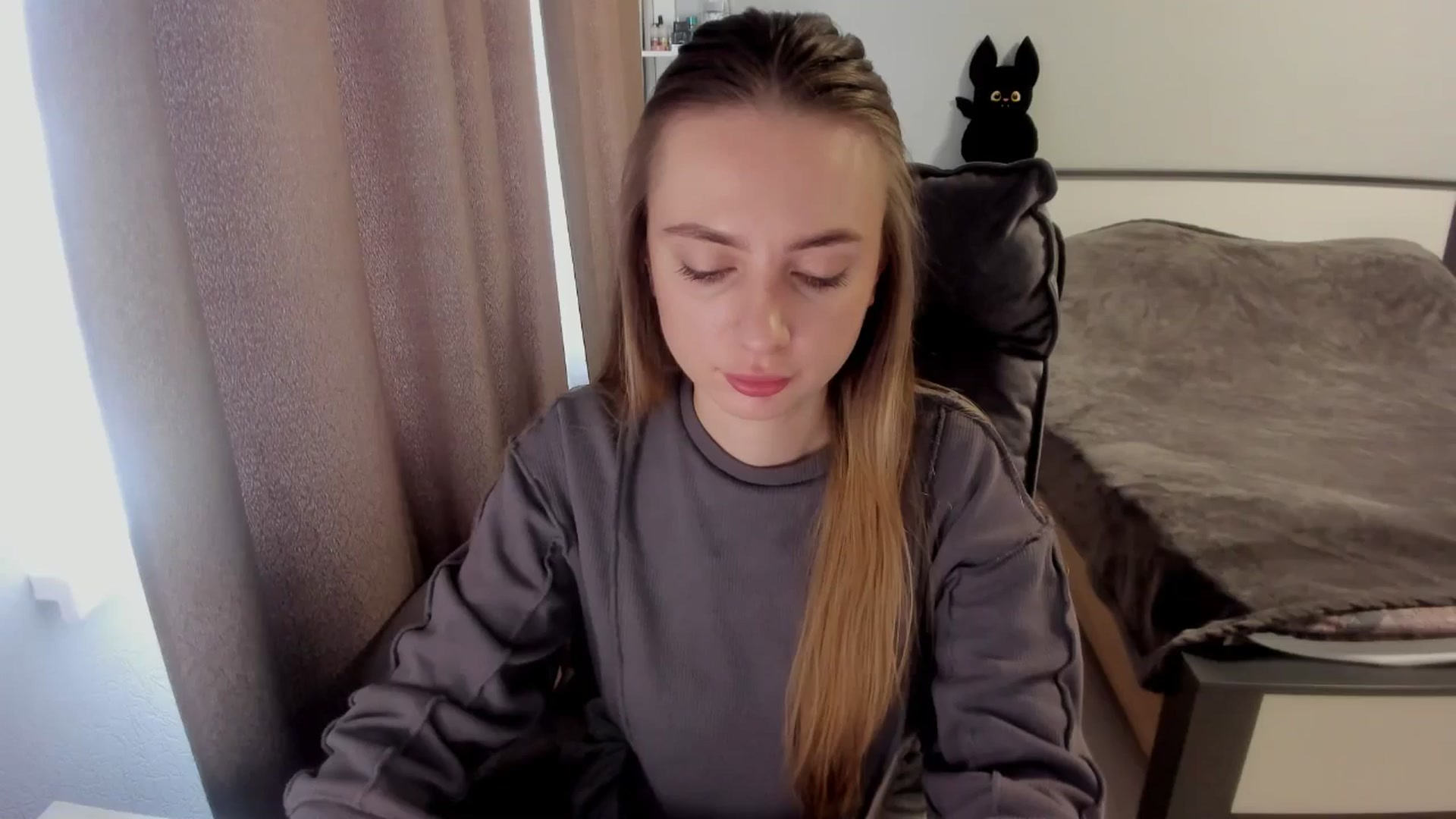 Gallery image thumbnail from Iam_Sasha's myfreecams stream on, 11/16/2025, 10:00 image 1 of 20