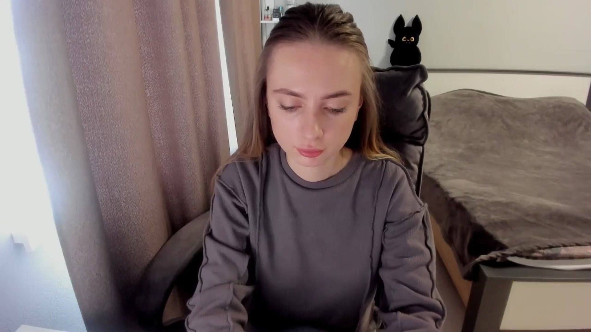 Gallery image thumbnail from Iam_Sasha's myfreecams stream on, 11/16/2025, 10:00 image 3 of 20