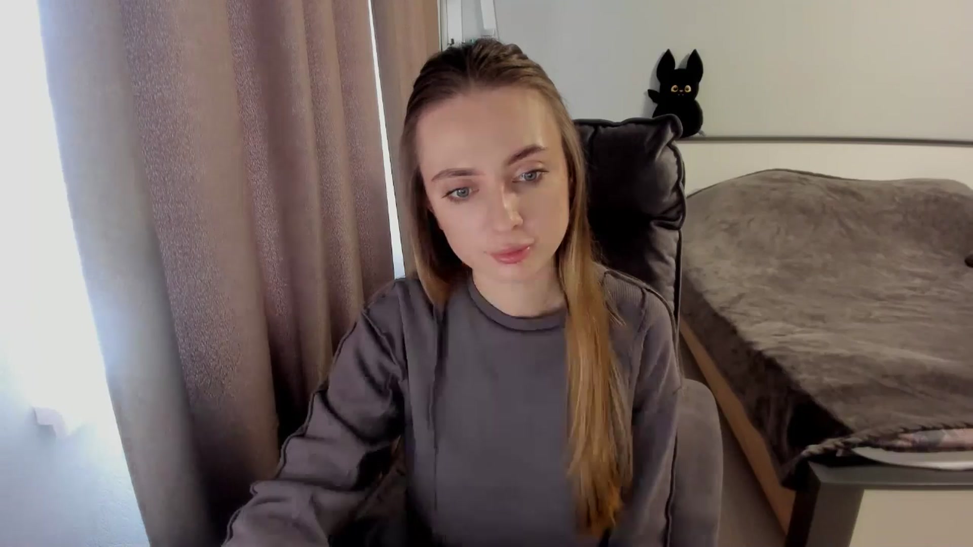 Gallery image thumbnail from Iam_Sasha's myfreecams stream on, 11/16/2025, 10:43 image 2 of 20