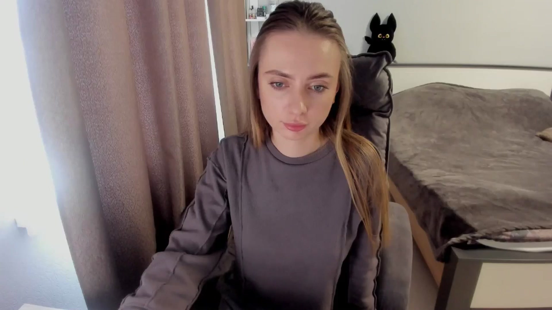Gallery image thumbnail from Iam_Sasha's myfreecams stream on, 11/16/2025, 10:43 image 10 of 20