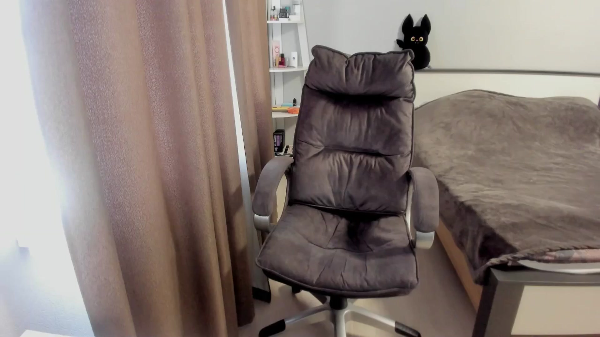 Gallery image thumbnail from Iam_Sasha's myfreecams stream on, 11/16/2025, 10:43 image 20 of 20