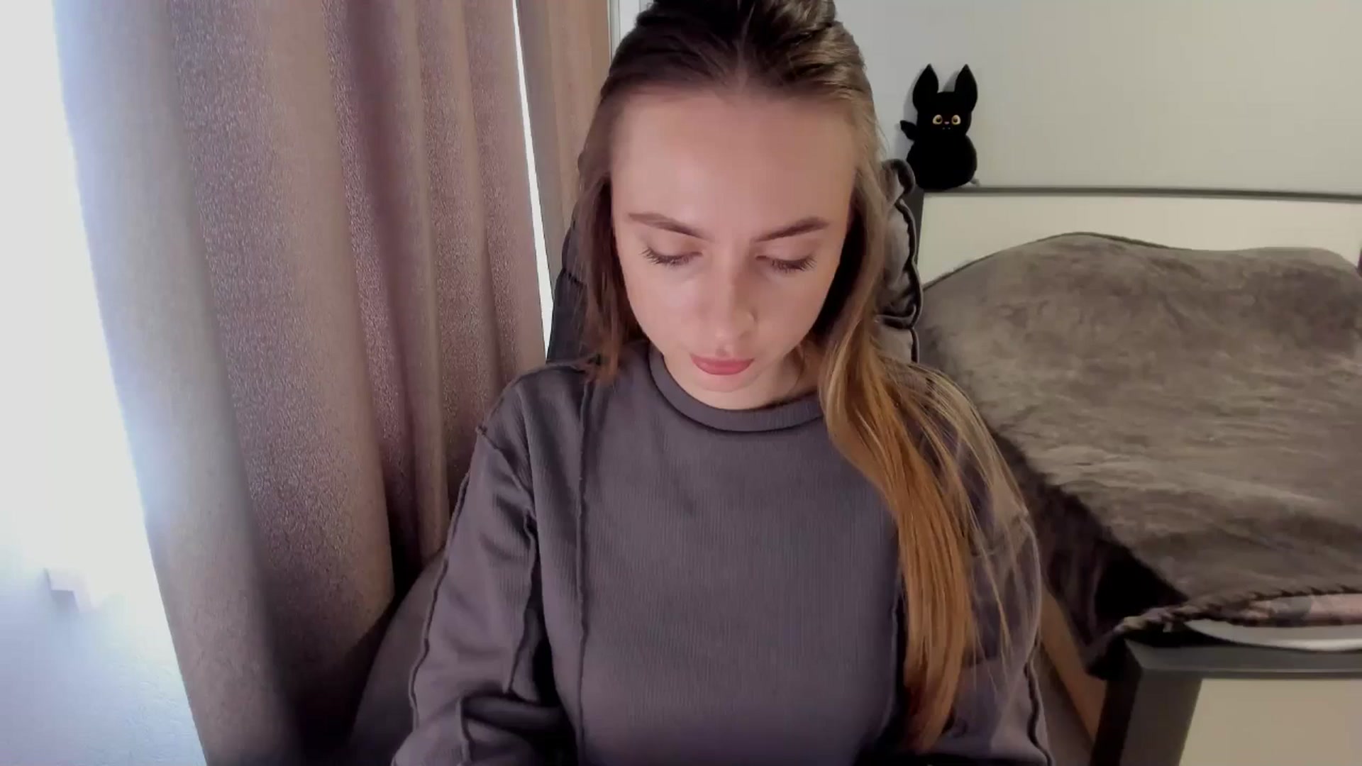 Gallery image thumbnail from Iam_Sasha's myfreecams stream on, 11/16/2025, 12:01 image 1 of 20