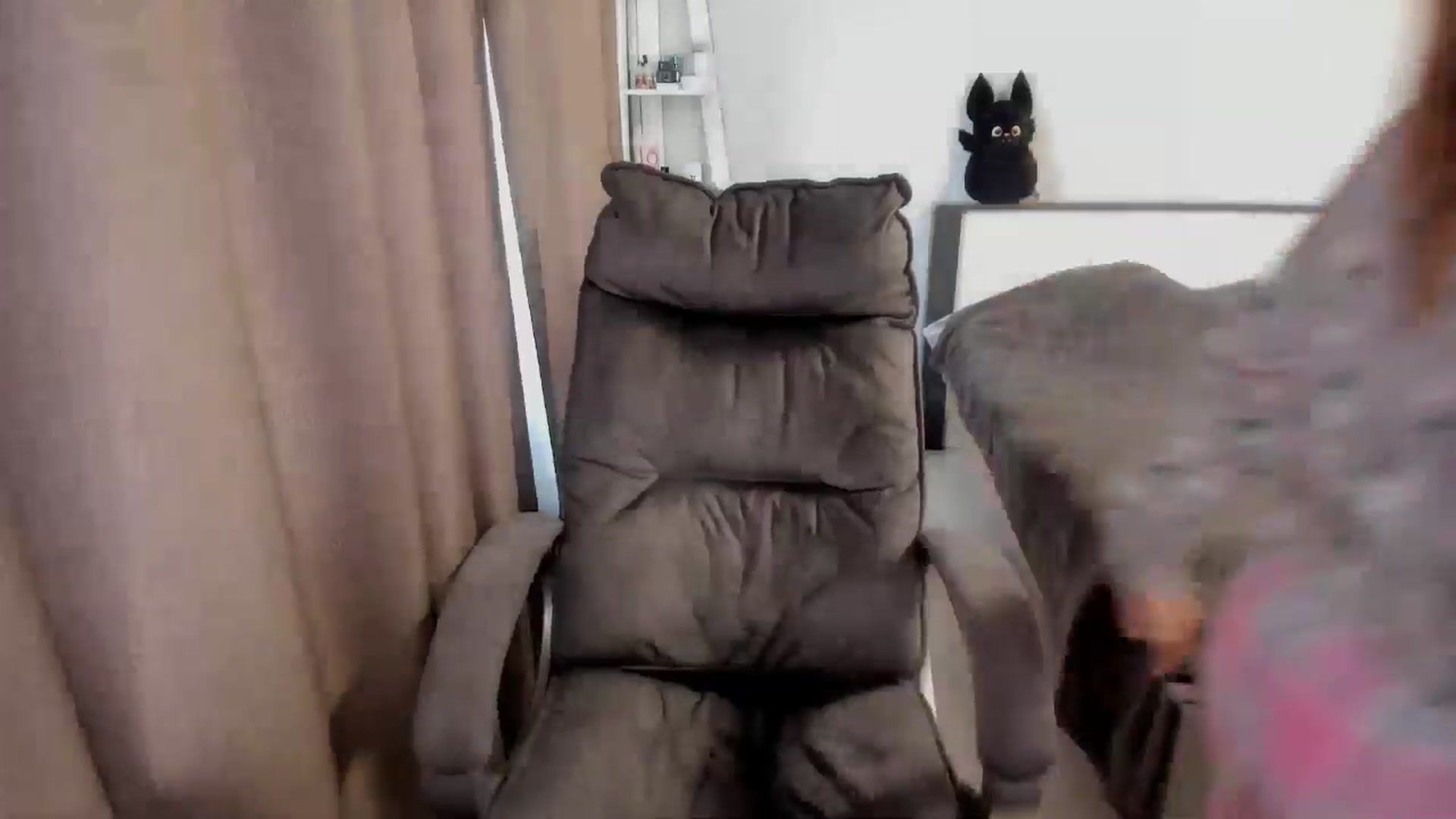 Gallery image thumbnail from Iam_Sasha's myfreecams stream on, 11/24/2025, 10:50 image 4 of 20