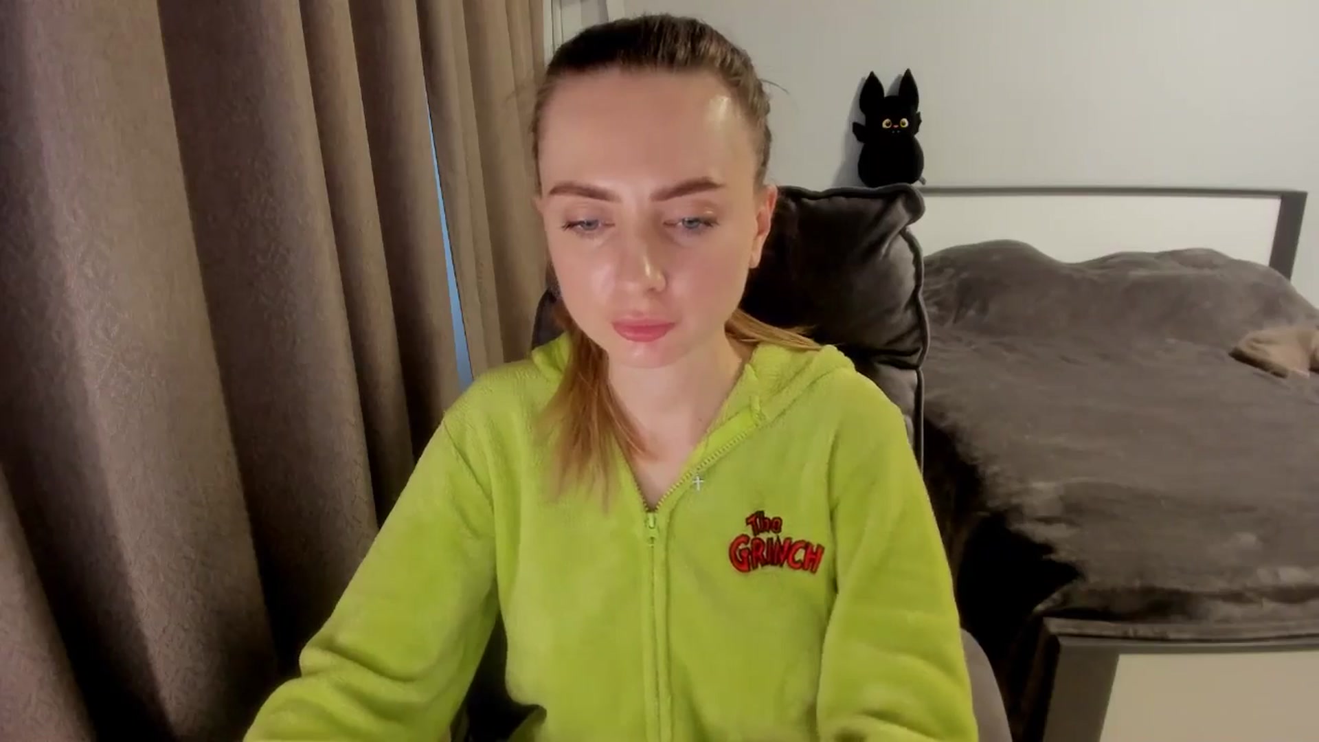 Gallery image thumbnail from Iam_Sasha's myfreecams stream on, 11/24/2025, 14:00 image 16 of 20