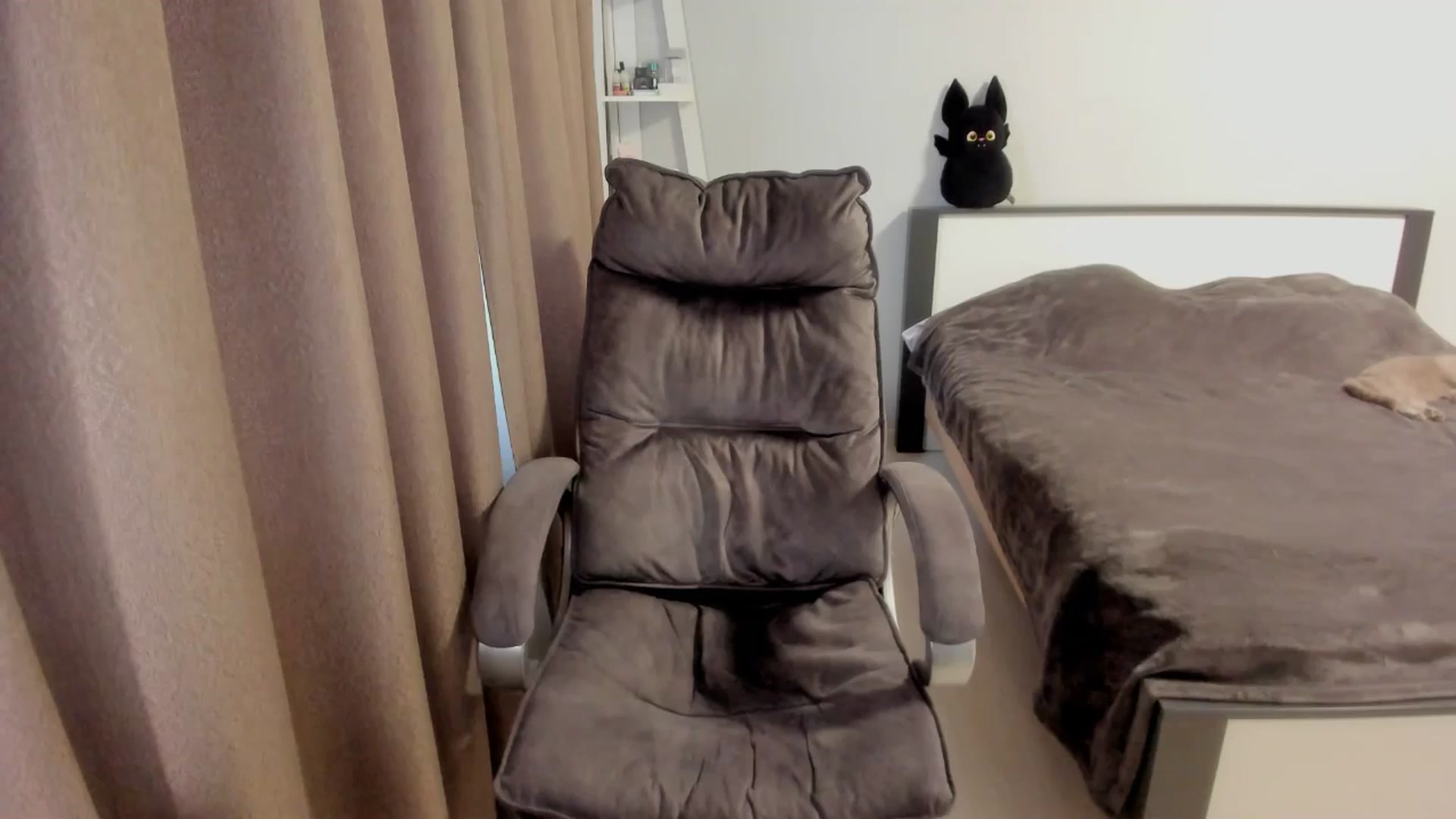 Gallery image thumbnail from Iam_Sasha's myfreecams stream on, 11/24/2025, 14:00 image 5 of 20