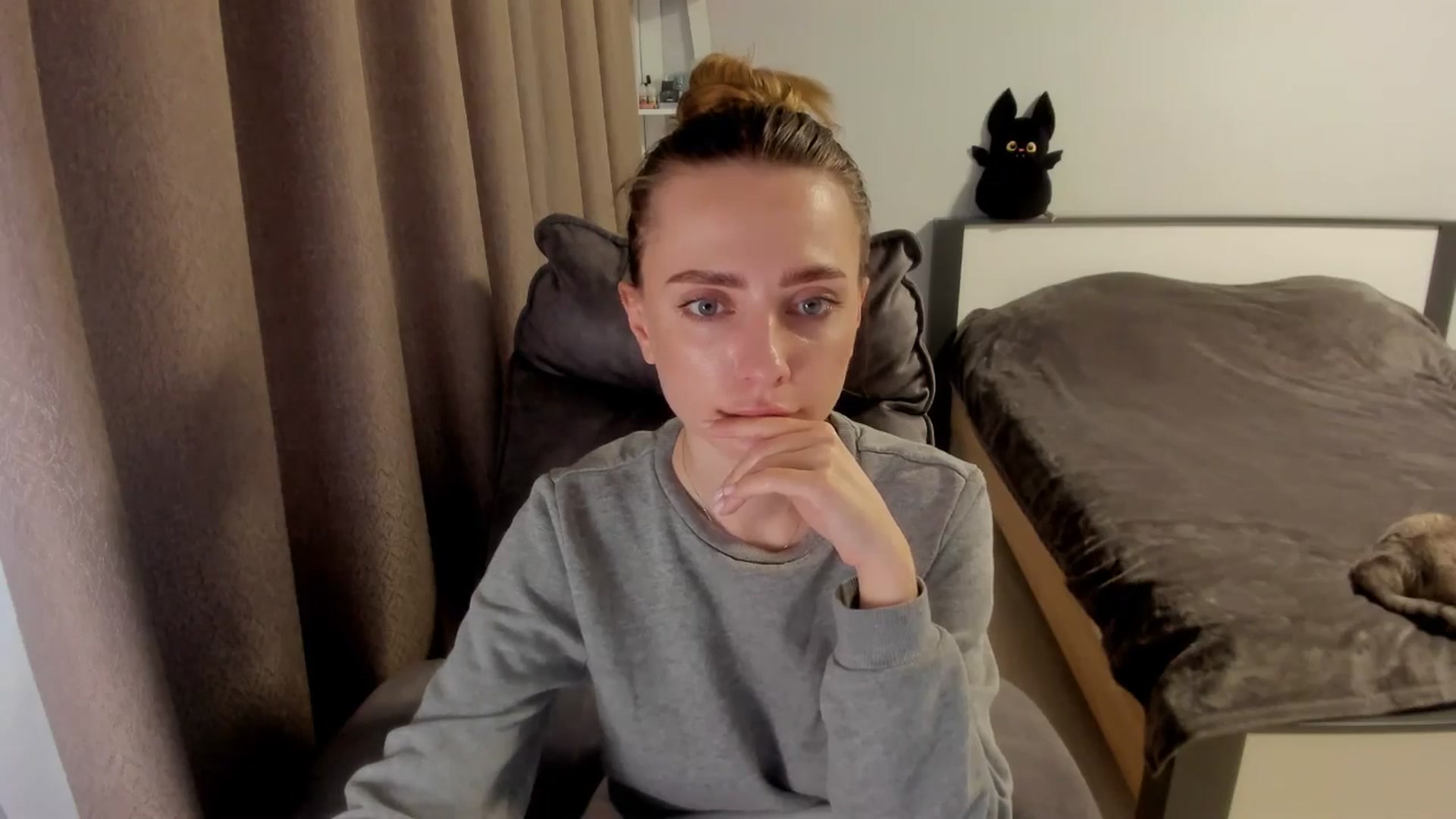 Gallery image thumbnail from Iam_Sasha's myfreecams stream on, 11/28/2025, 13:12 image 14 of 20