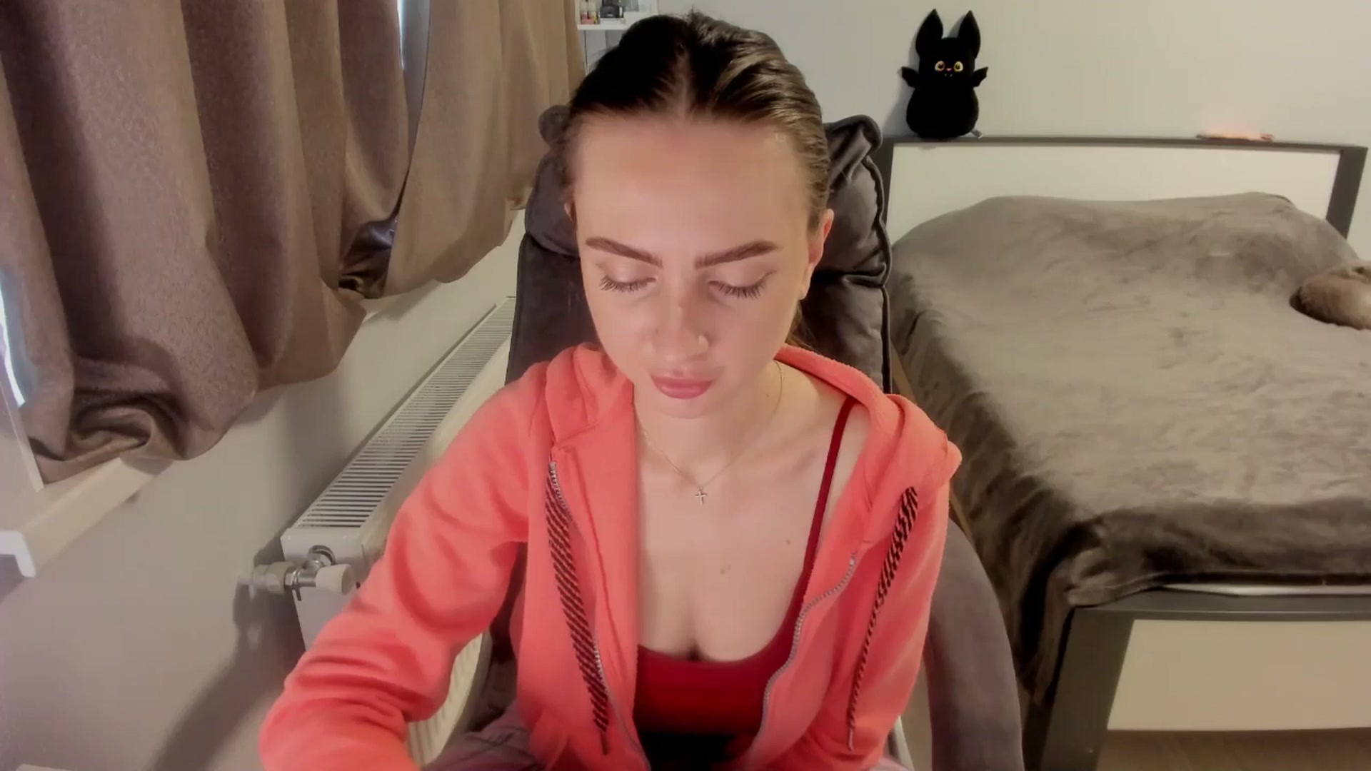 Gallery image thumbnail from Iam_Sasha's myfreecams stream on, 12/01/2025, 11:00 image 18 of 20