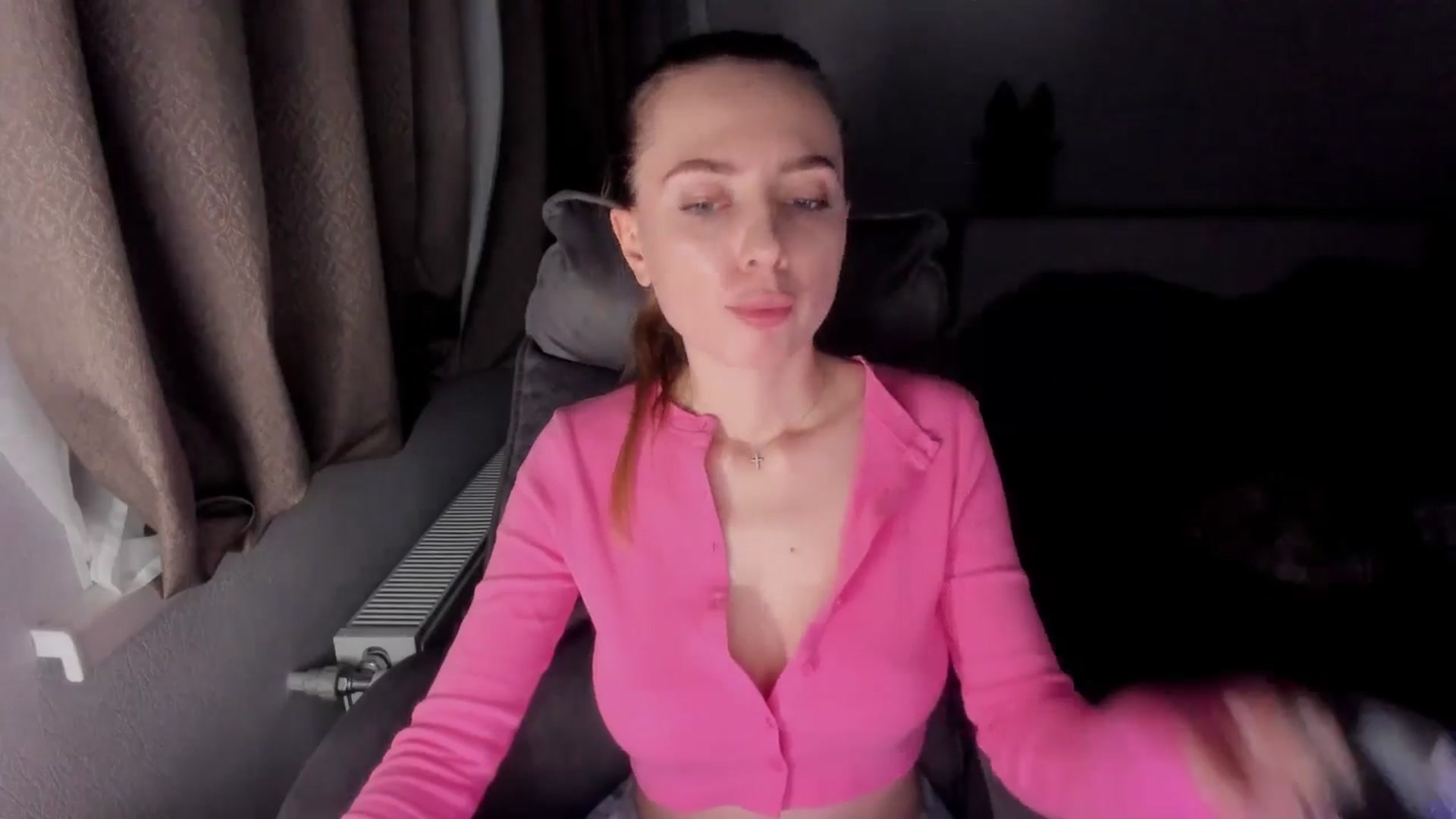 Gallery image thumbnail from Iam_Sasha's myfreecams stream on, 12/03/2025, 15:43 image 2 of 20