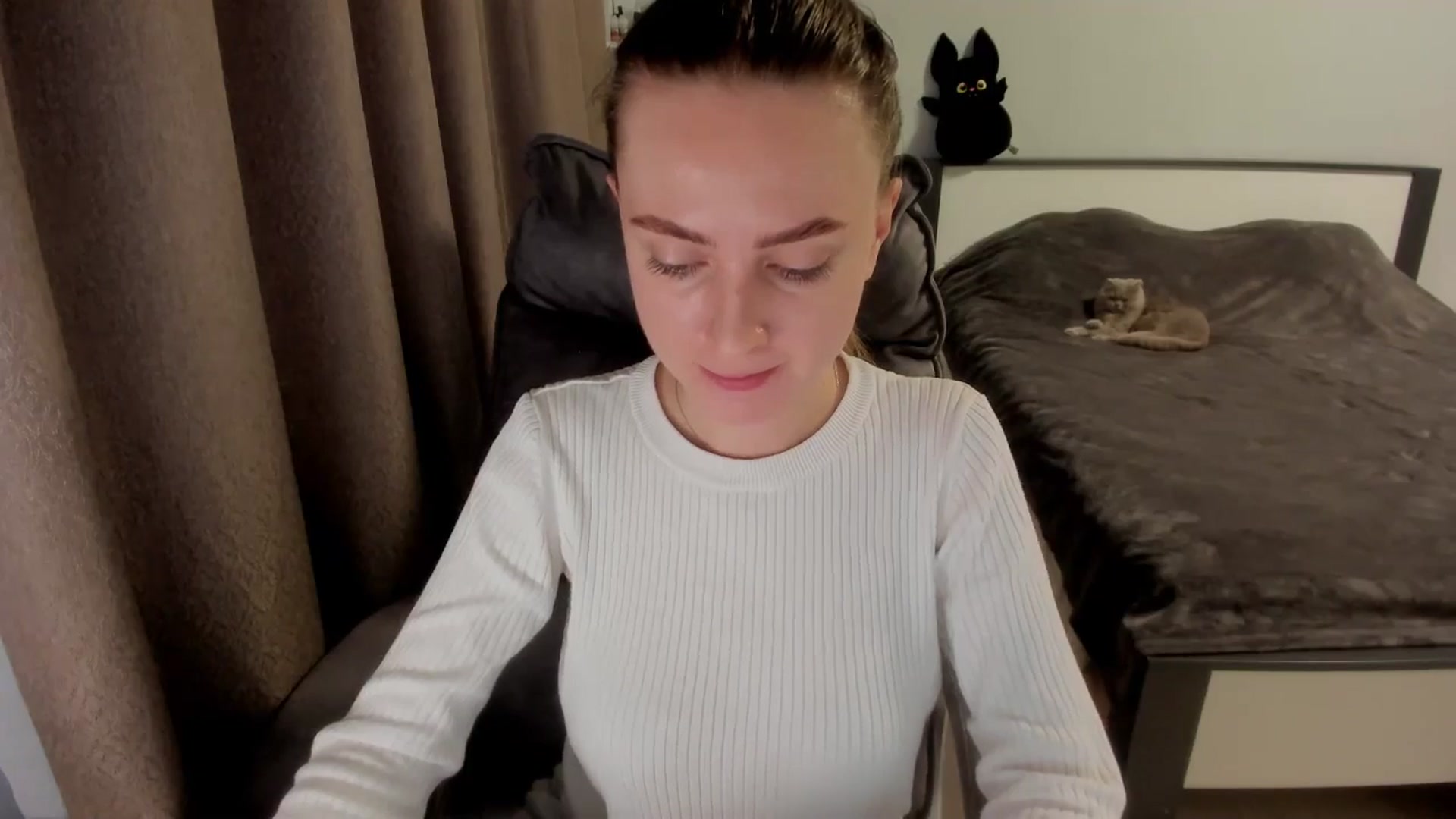Gallery image thumbnail from Iam_Sasha's myfreecams stream on, 12/05/2025, 12:45 image 20 of 20