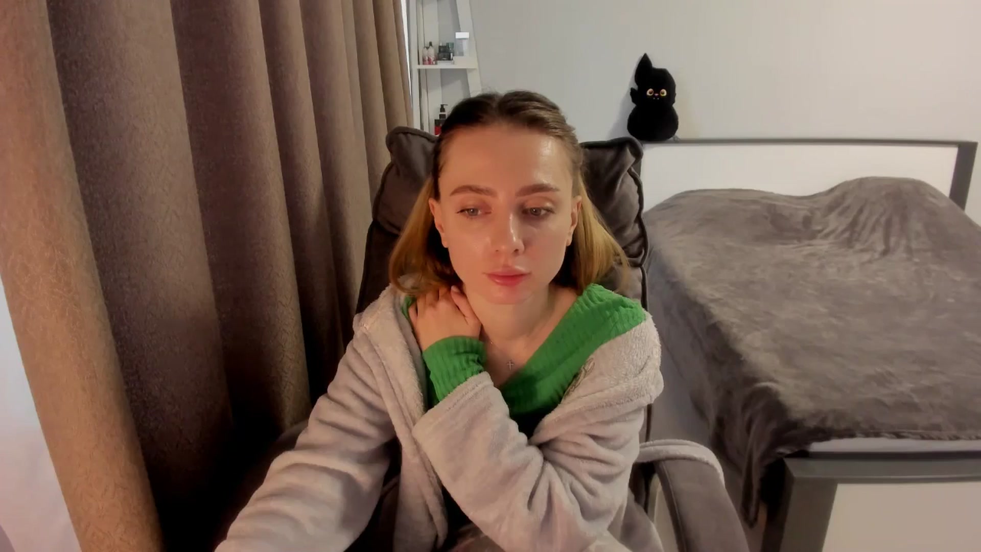 Gallery image thumbnail from Iam_Sasha's myfreecams stream on, 12/09/2025, 12:48 image 11 of 20