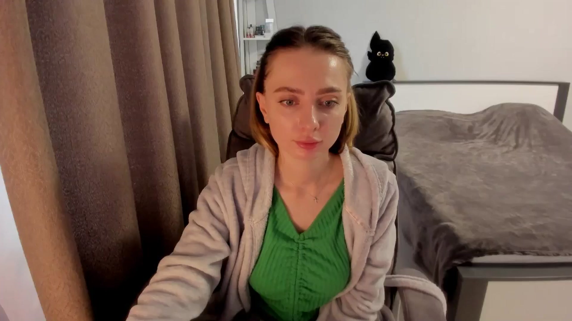 Gallery image thumbnail from Iam_Sasha's myfreecams stream on, 12/09/2025, 12:48 image 4 of 20