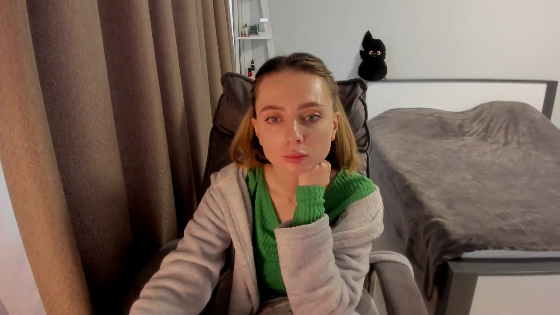 Gallery image thumbnail from Iam_Sasha's myfreecams stream on, 12/09/2025, 12:48 image 13 of 20