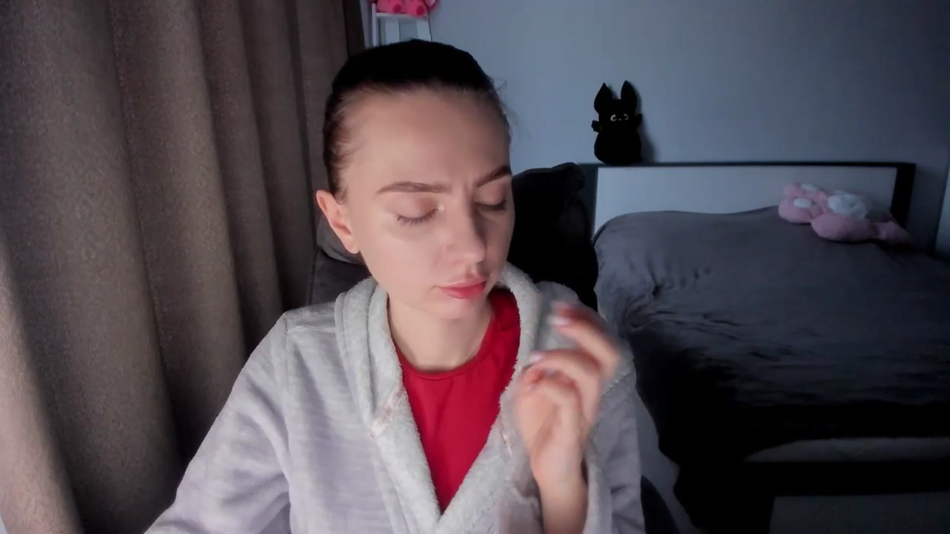Gallery image thumbnail from Iam_Sasha's myfreecams stream on, 12/11/2025, 09:33 image 2 of 20