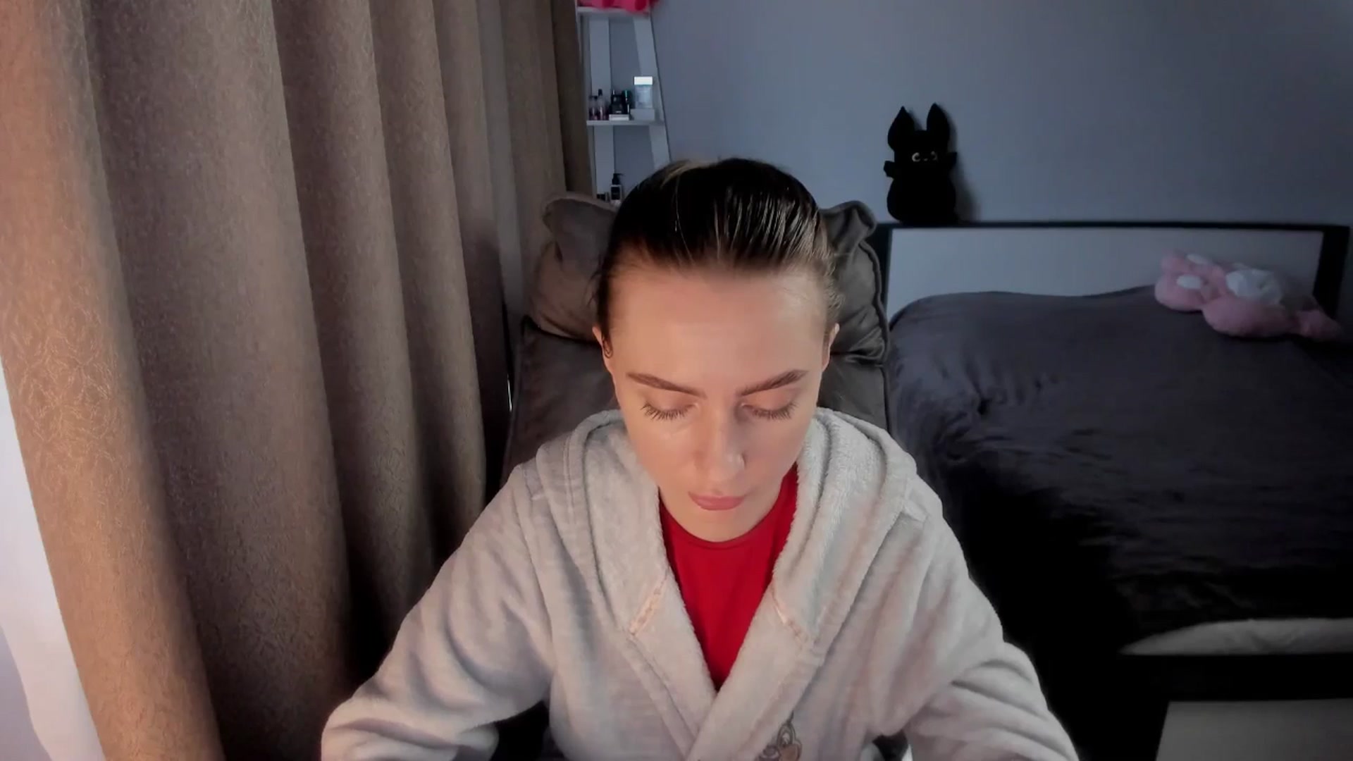 Gallery image thumbnail from Iam_Sasha's myfreecams stream on, 12/11/2025, 11:27 image 18 of 20