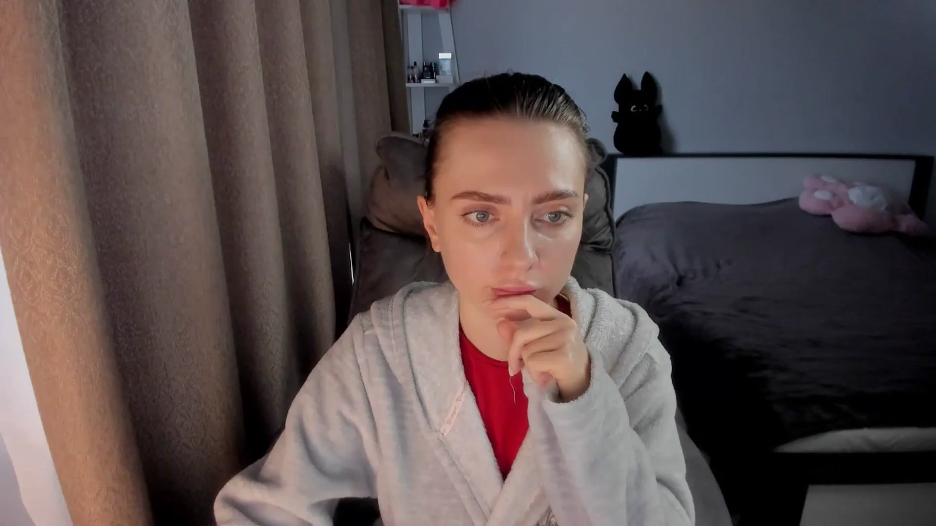Gallery image thumbnail from Iam_Sasha's myfreecams stream on, 12/11/2025, 11:27 image 17 of 20